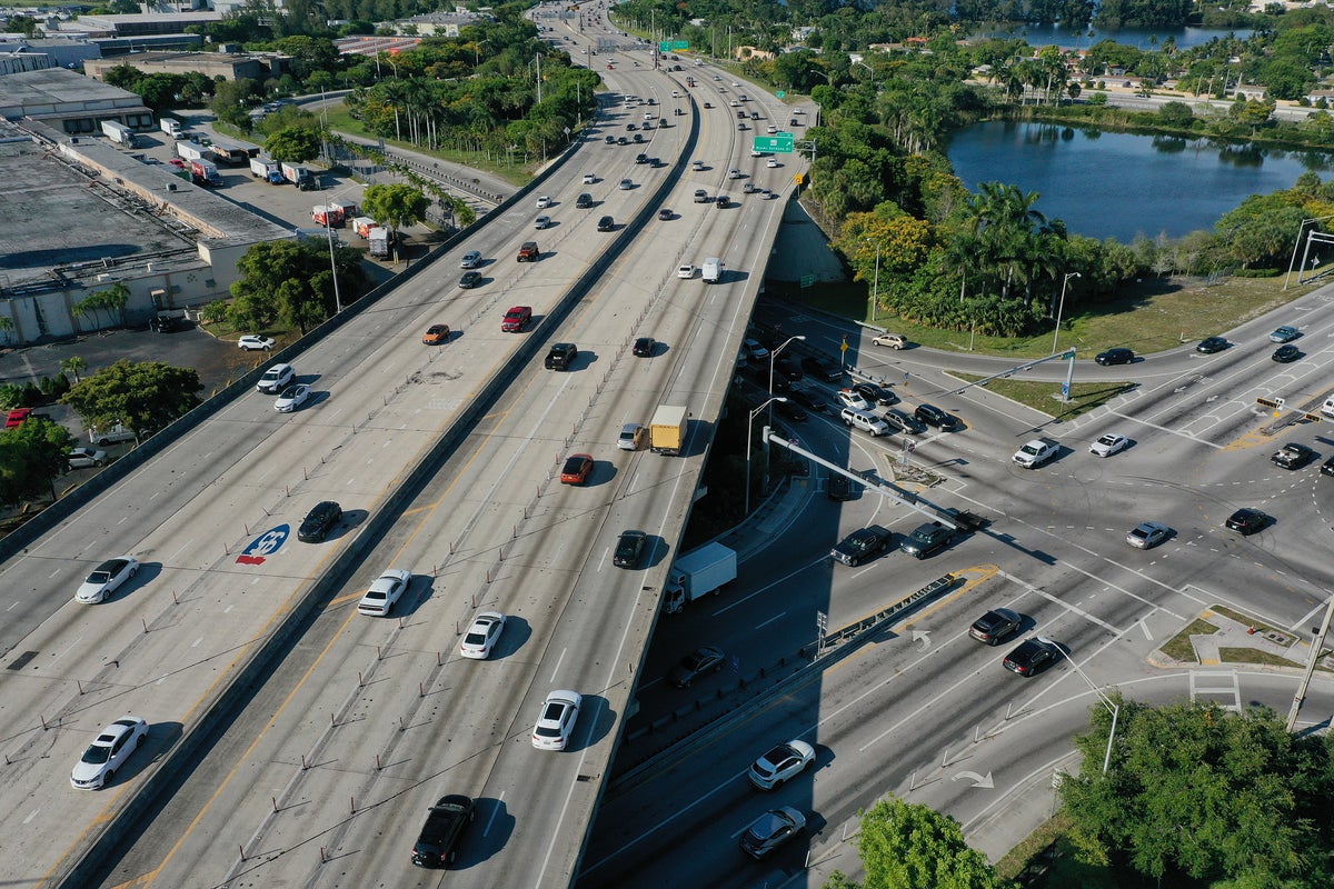 Pedestrian deaths have risen by 75% as American cars get bigger, report finds