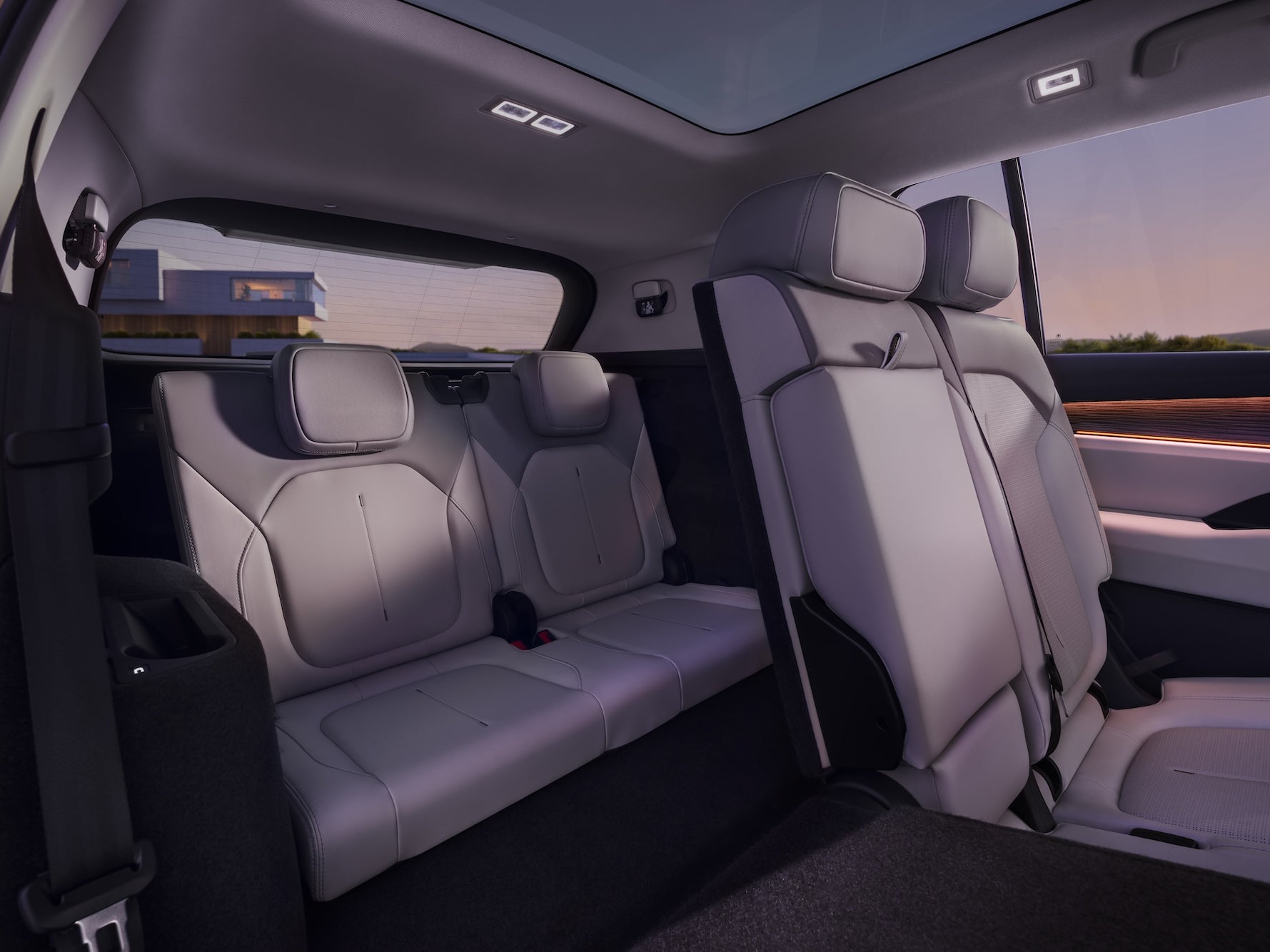 Even the third row in the Škoda Peaq gets room for adults - just (Škoda)