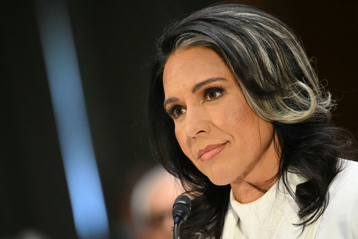 Trump whisperer Laura Loomer slams White House as in ‘crisis’ after Tulsi Gabbard ‘guru’ report – UK Times Trump whisperer Laura Loomer slams White House as in ‘crisis’ after Tulsi Gabbard ‘guru’ report – UK Times