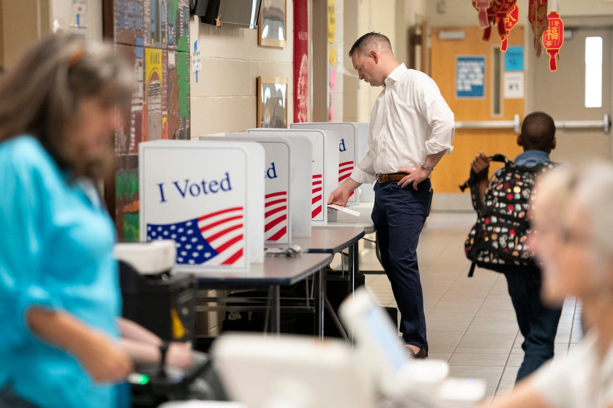 Trump team wants to withhold millions in Homeland Security funds from states who do not back election reform: report Trump team wants to withhold millions in Homeland Security funds from states who do not back election reform: report