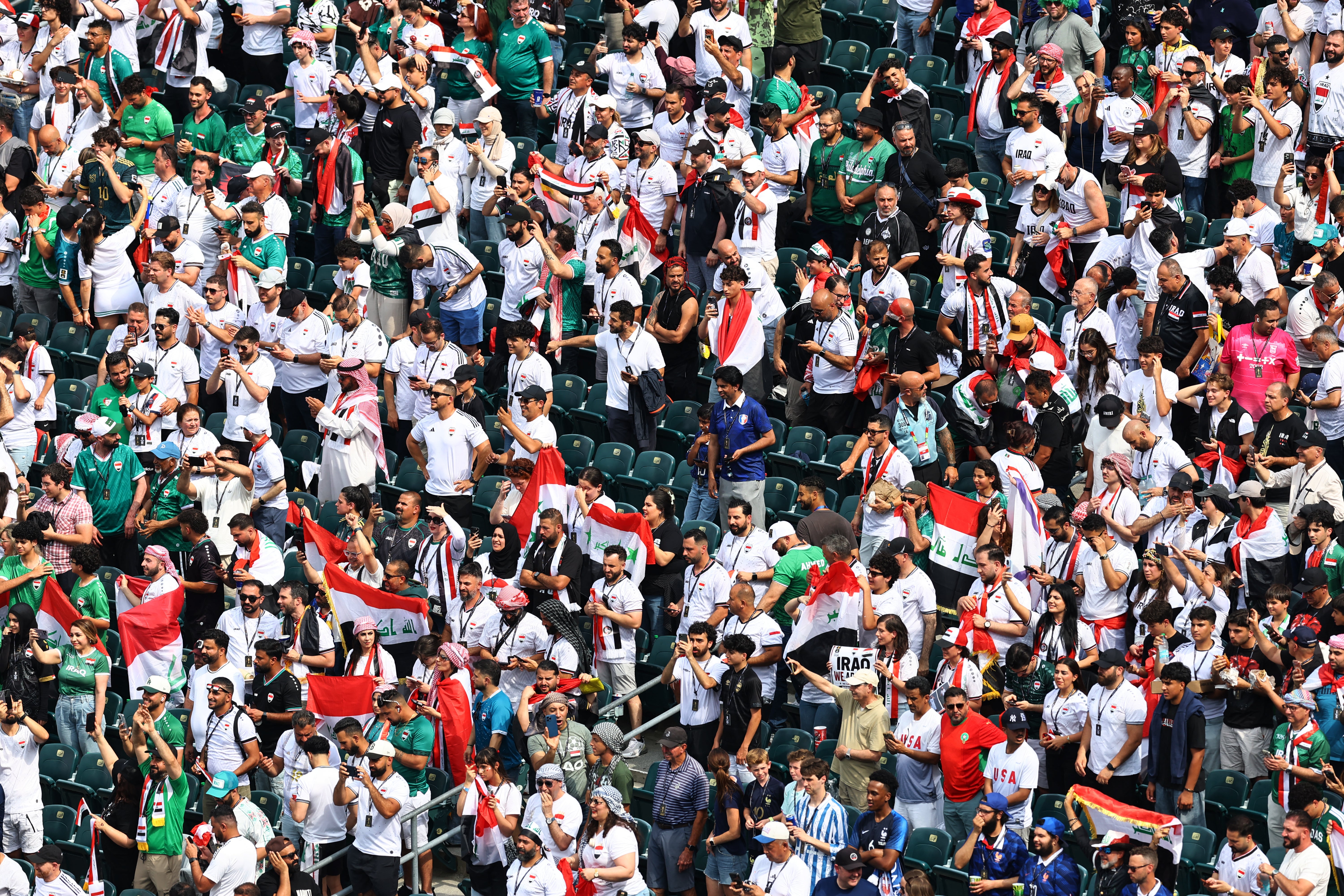 Iraq fans arrive in numbers