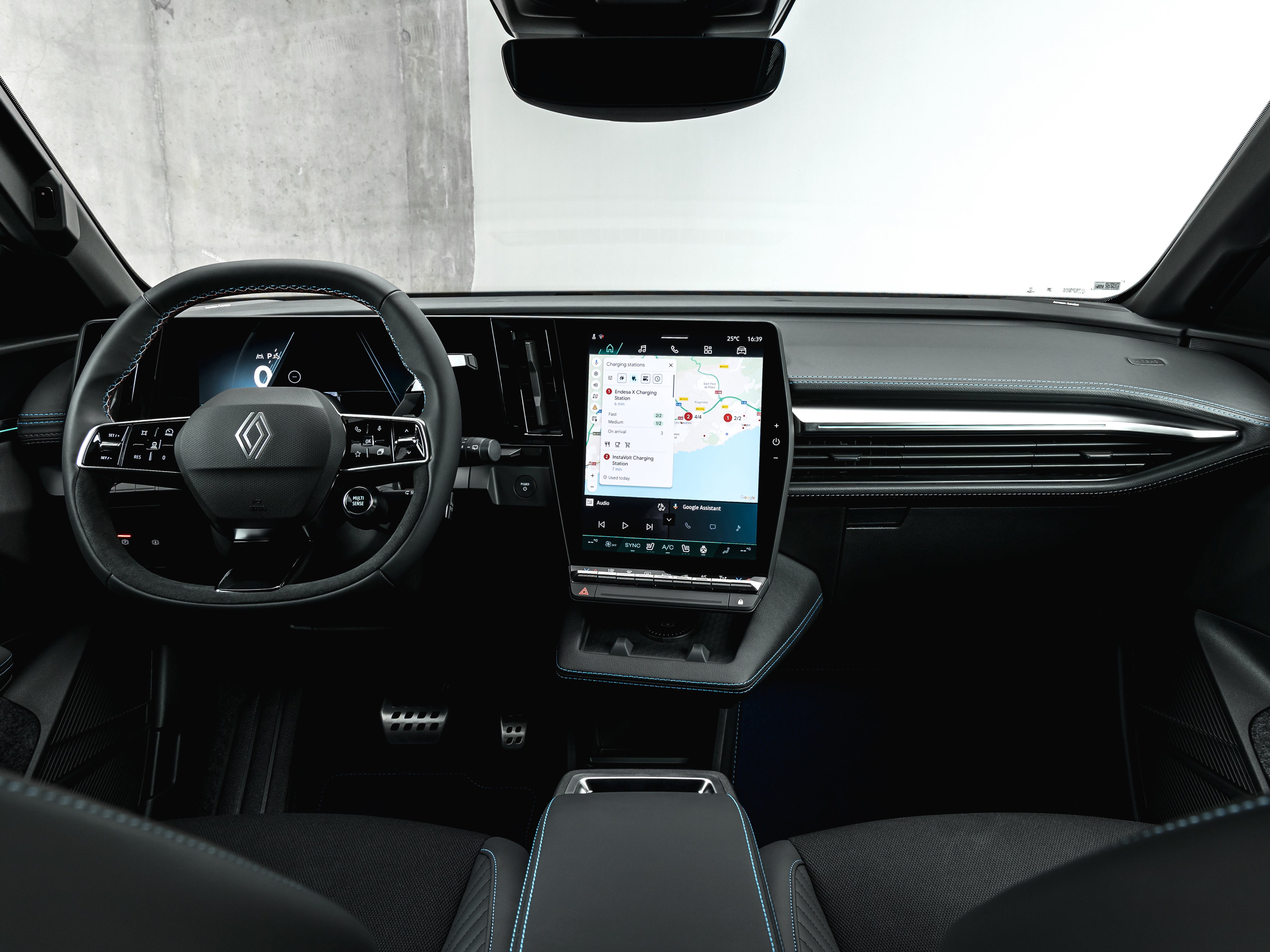 The new Megane gets updated infotainment with conversational Google Gemini on board (Renault)