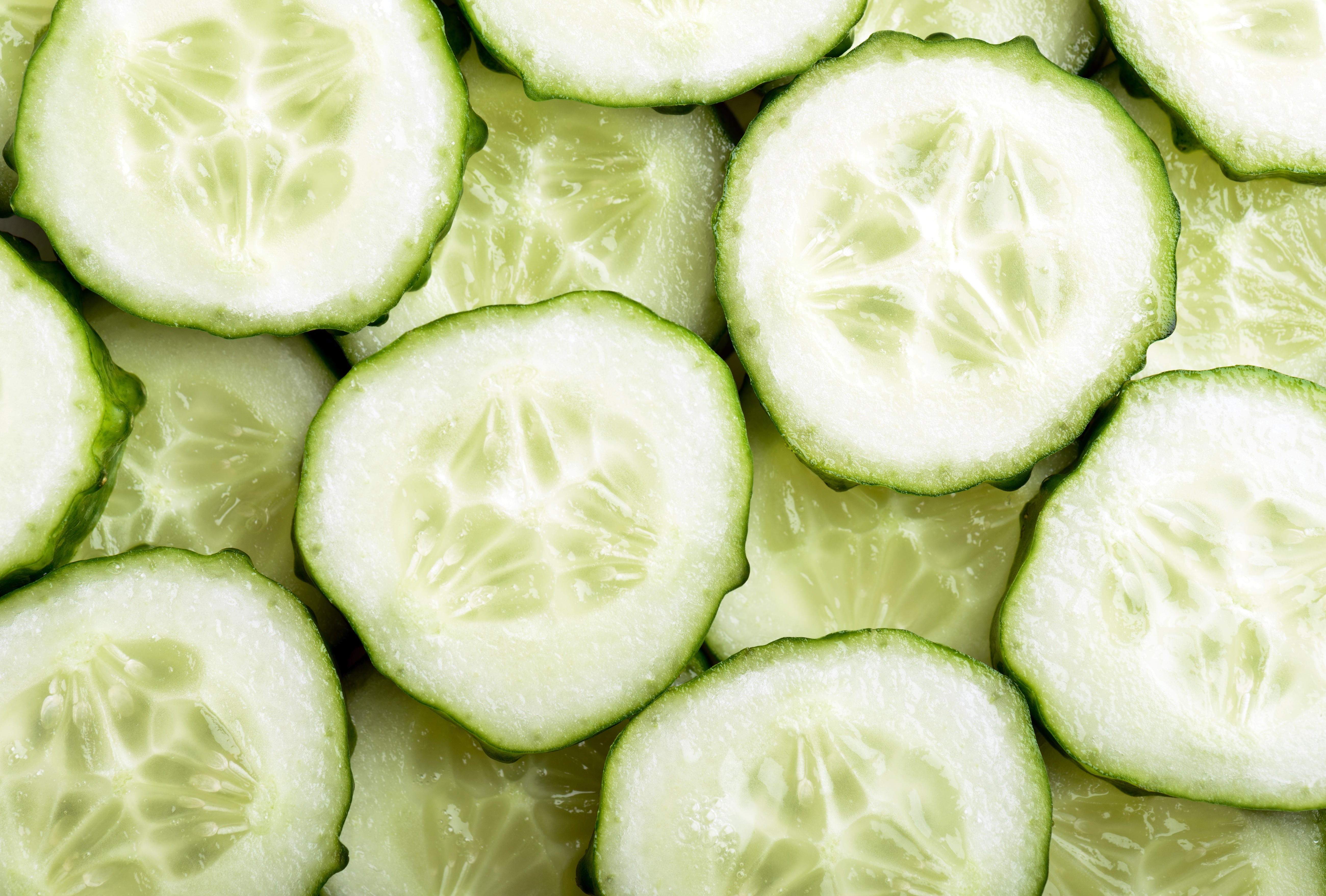 Fruit and vegetables can help keep children hydrated when it’s hot