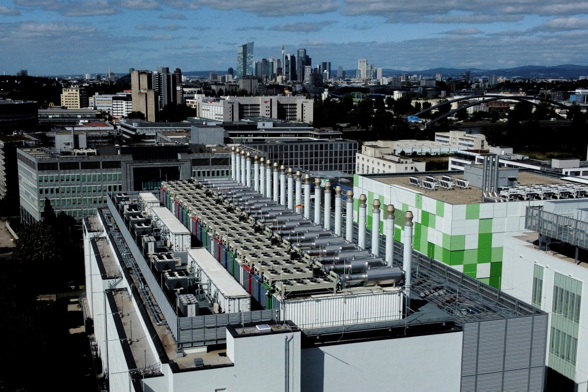Forty mayors from cities across the globe sign onto data center development pact