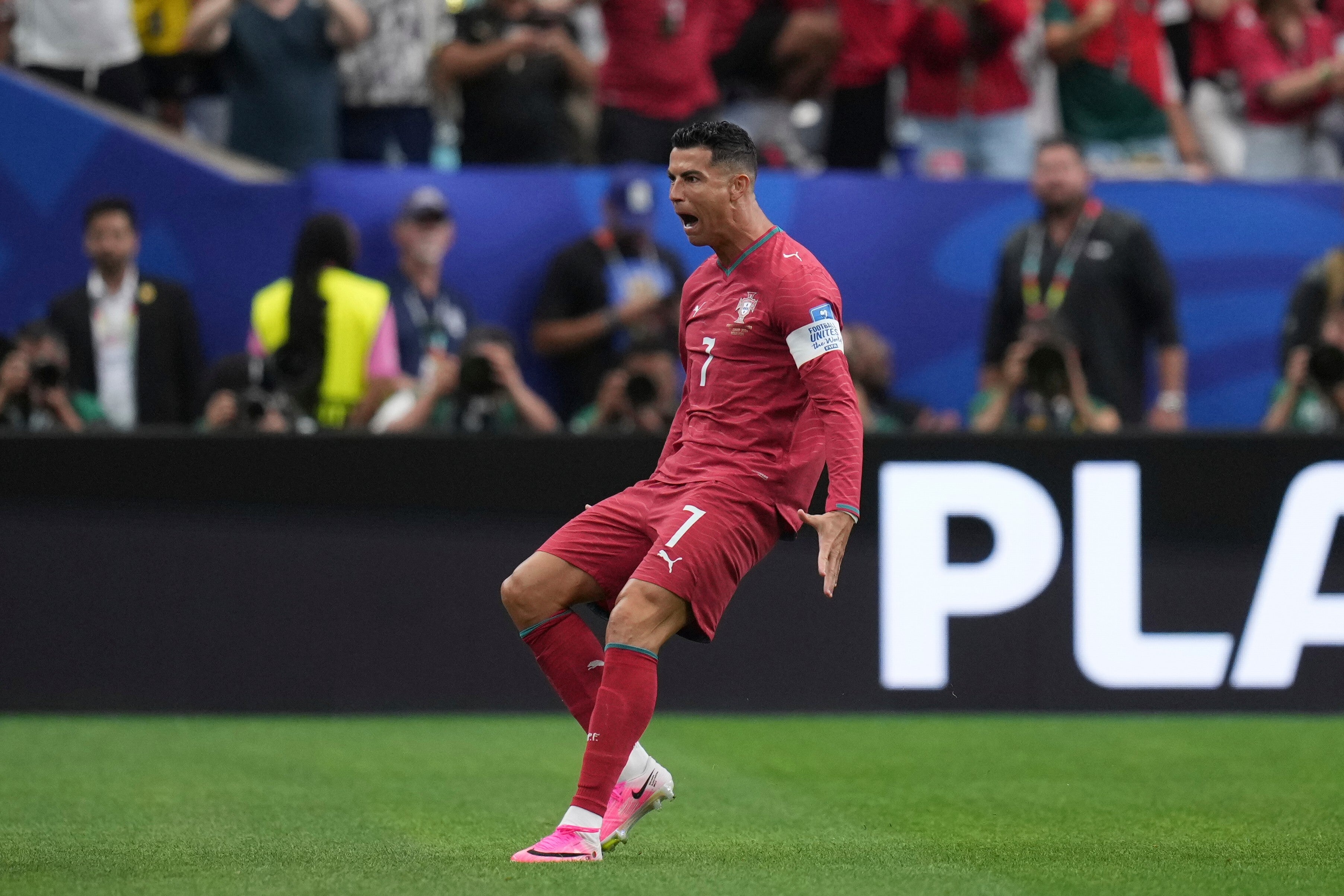 MUNDIAL CRISTIANO RONALDO