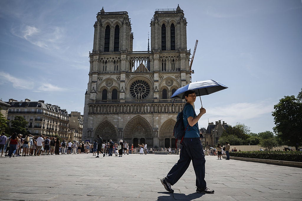 Heat domes are stationary high-pressure systems that trap dangerous heat and humidity for days (AFP via Getty Images)