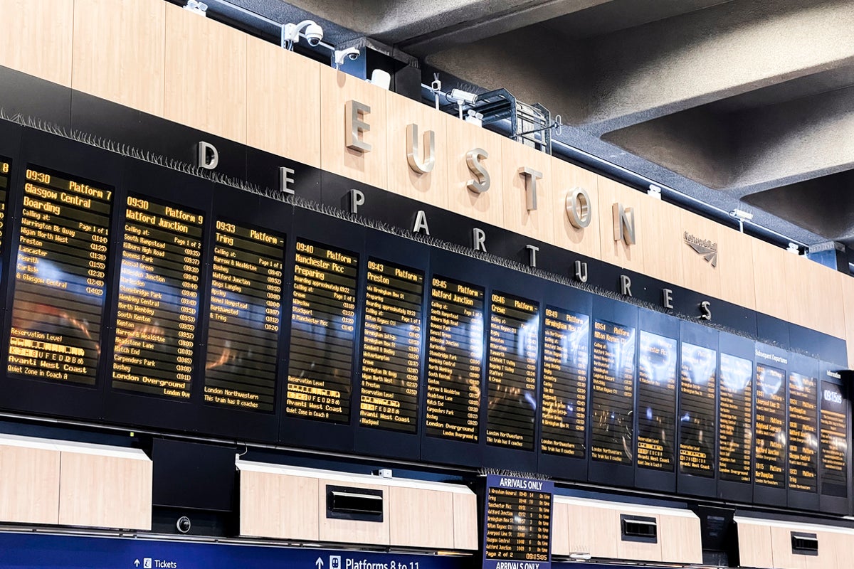 London Euston trains cut amid railway track ‘buckling’ fears during UK heatwave