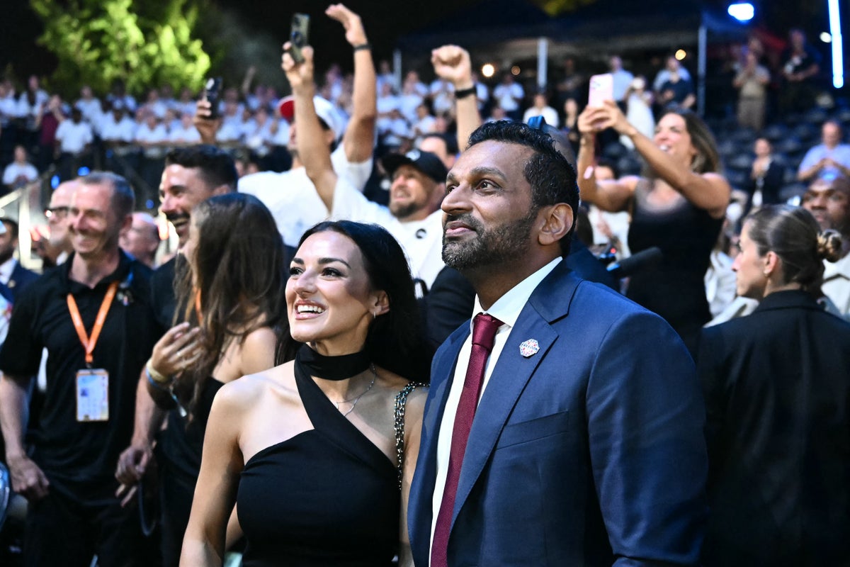 Kash Patel’s girlfriend snaps online after she is revealed as replacement performer for Trump’s state fair – UK Times Kash Patel’s girlfriend snaps online after she is revealed as replacement performer for Trump’s state fair – UK Times