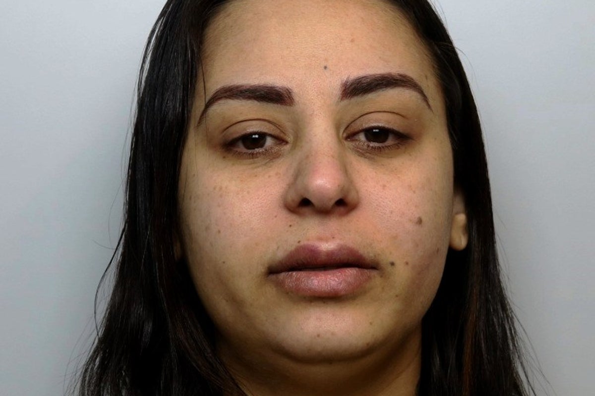 Uma mulher que se passou por trabalhadora do sexo e viciada em drogas admite ter assassinado duas vítimas Uma mulher que se passou por trabalhadora do sexo e viciada em drogas admite ter assassinado duas vítimas