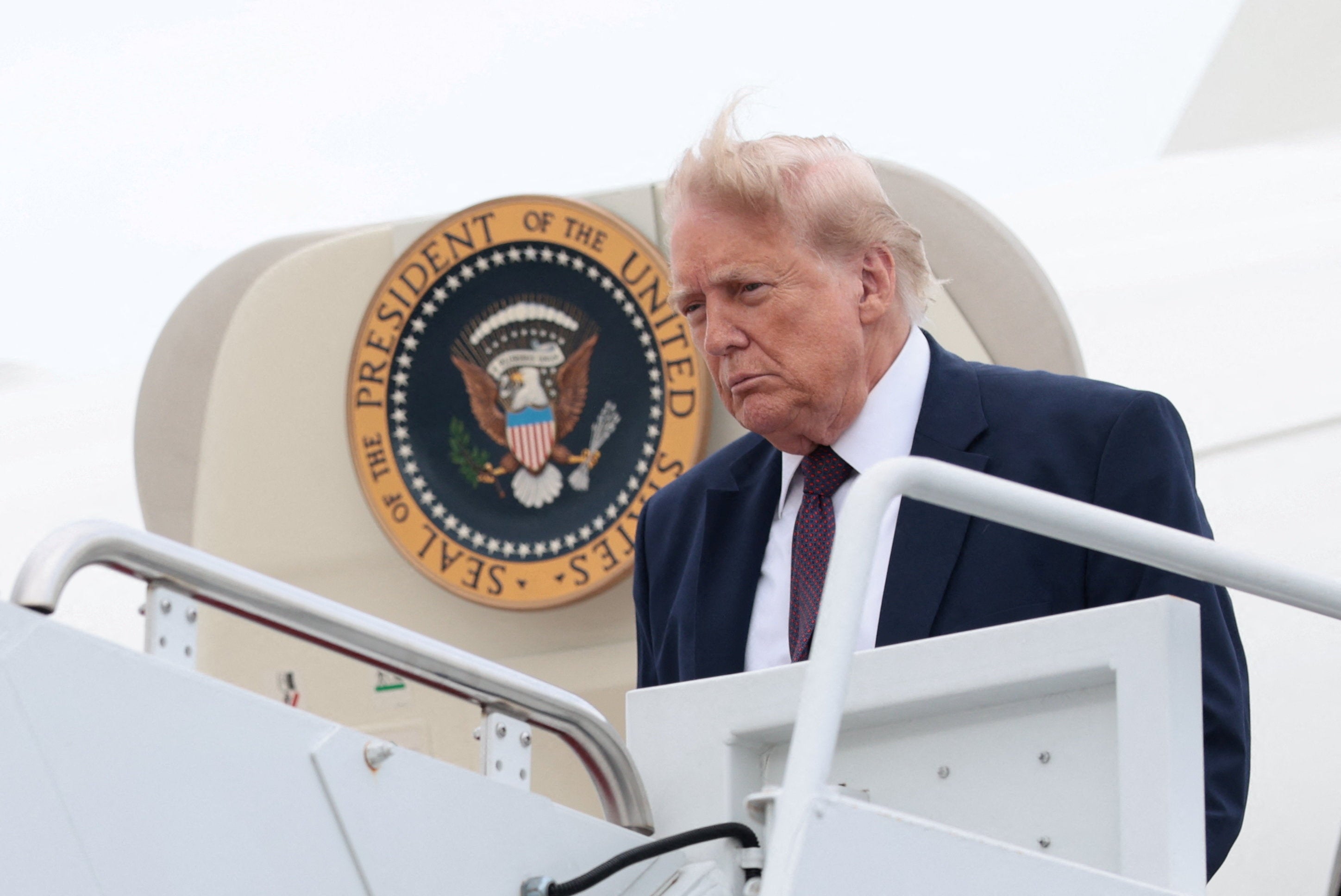 https://static.independent.co.uk/2026/06/24/12/2026-06-23T224956Z_1024320886_RC2YZLABLLIP_RTRMADP_3_USA-TRUMP.JPG?trim=3,0,3,0&width=1200&height=800&crop=1200:800