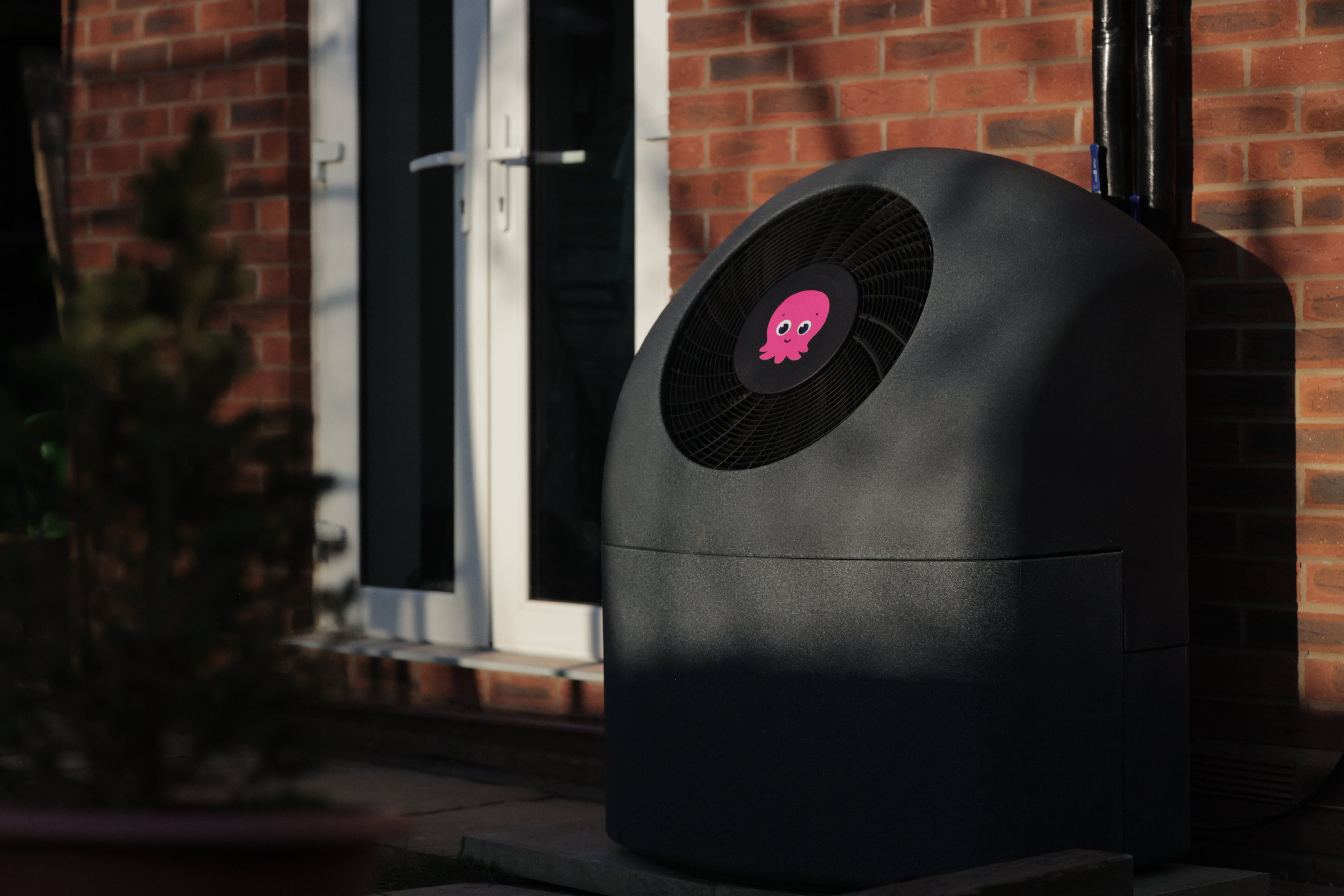 Toggle on ‘Hush mode’ to make your heat pump even quieter