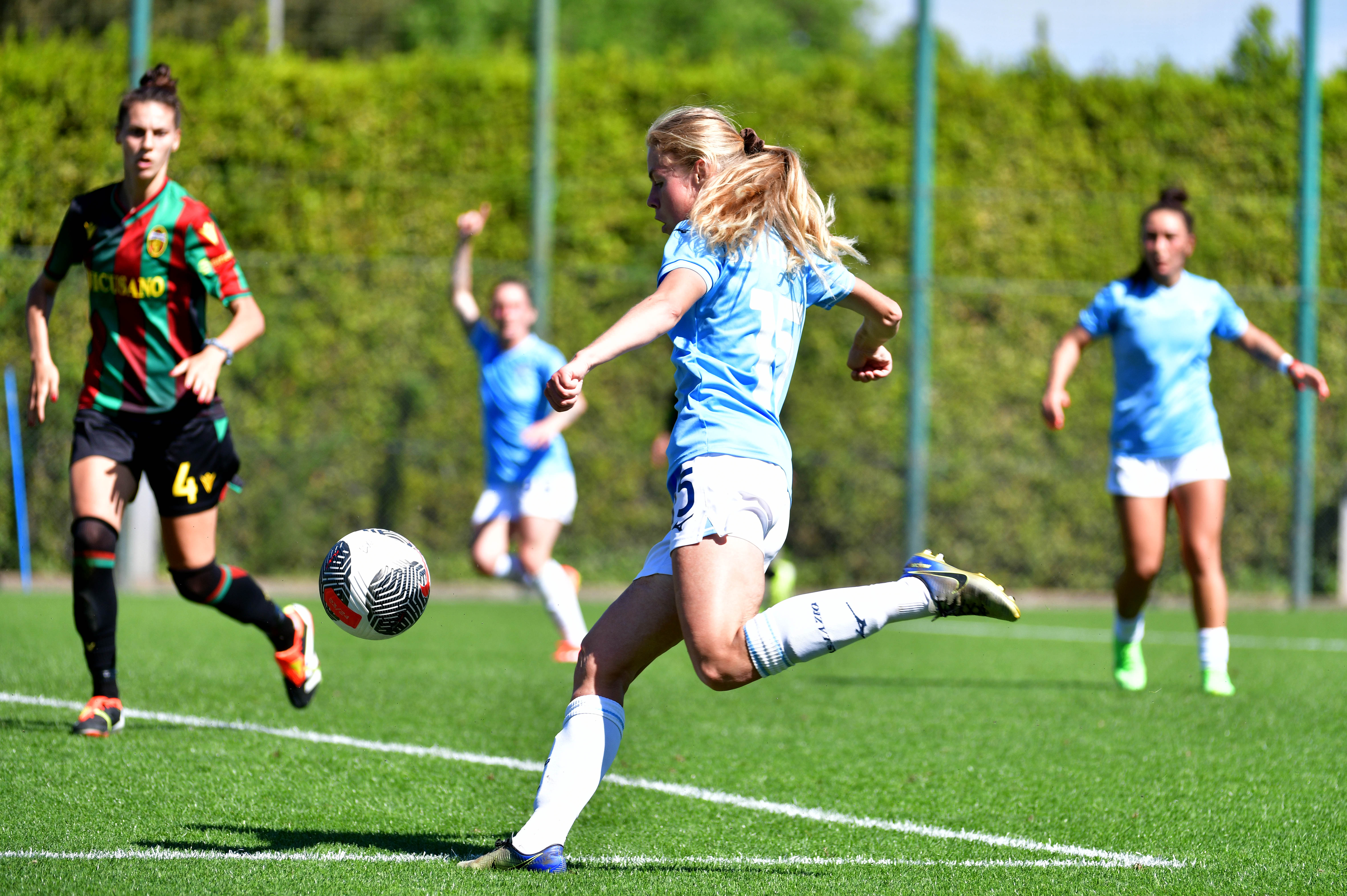 Female footballer wins landmark pregnancy discrimination case against club