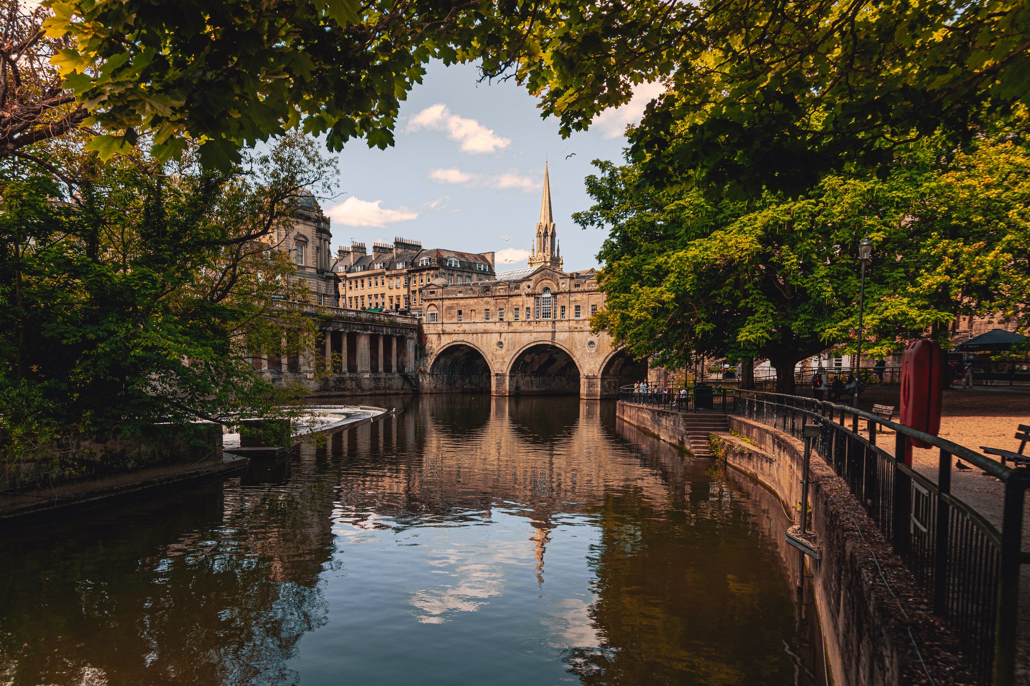 Bath's Pulteney Bridge sits over the River Avon (Getty Images/iStockphoto)