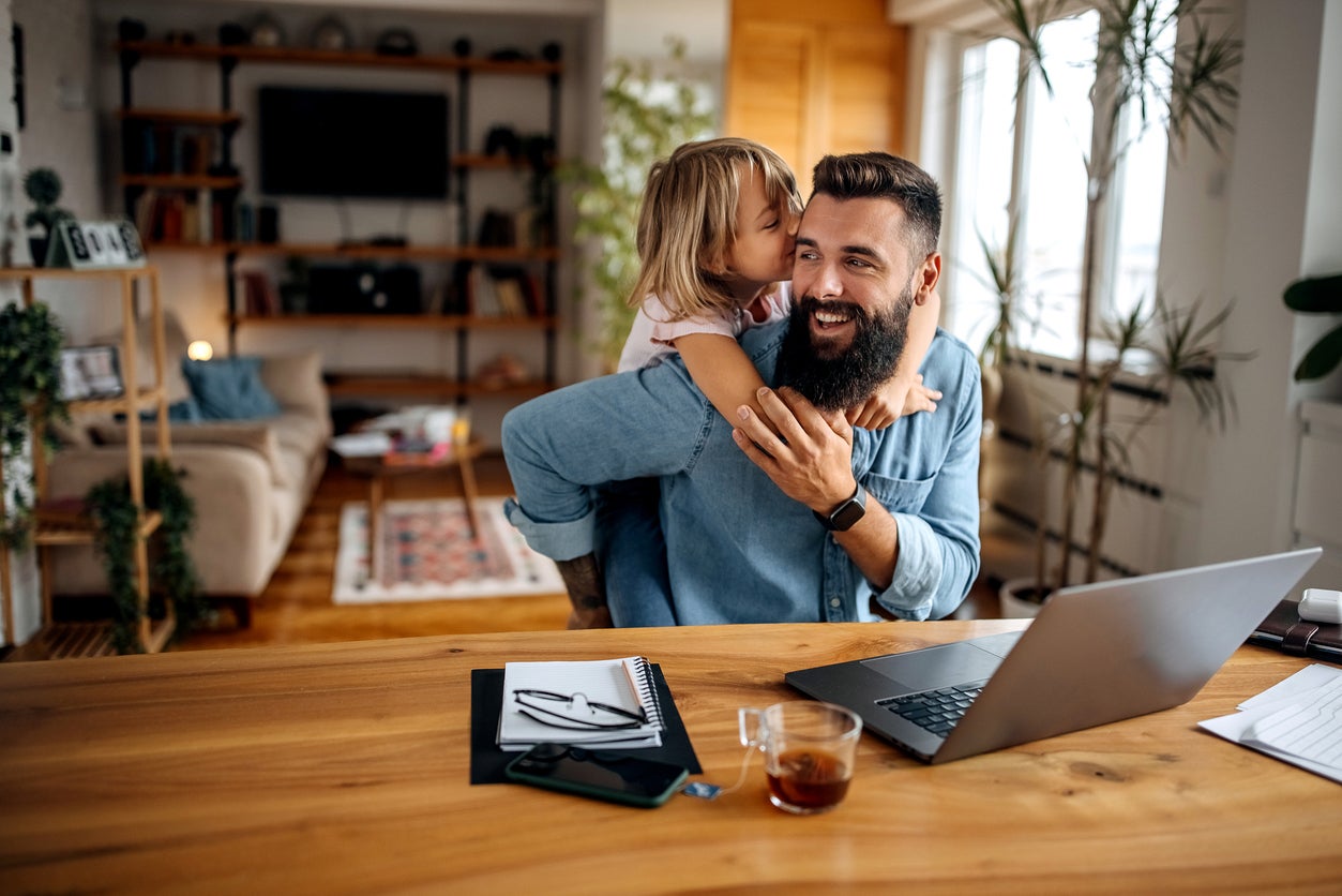 More than 8000 fathers participated in the survey