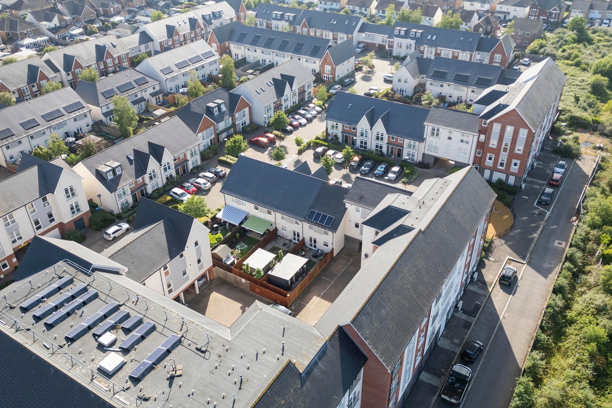 Residents ‘appalled’ as council approves garden massage parlour on new Poole estate of Carters Quay Residents ‘appalled’ as council approves garden massage parlour on new Poole estate of Carters Quay