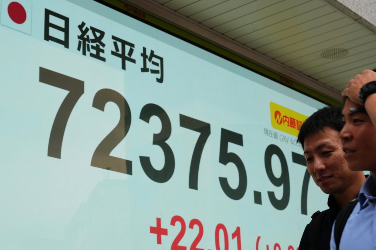 Tech rebound lifts Asian shares higher as oil prices fall
