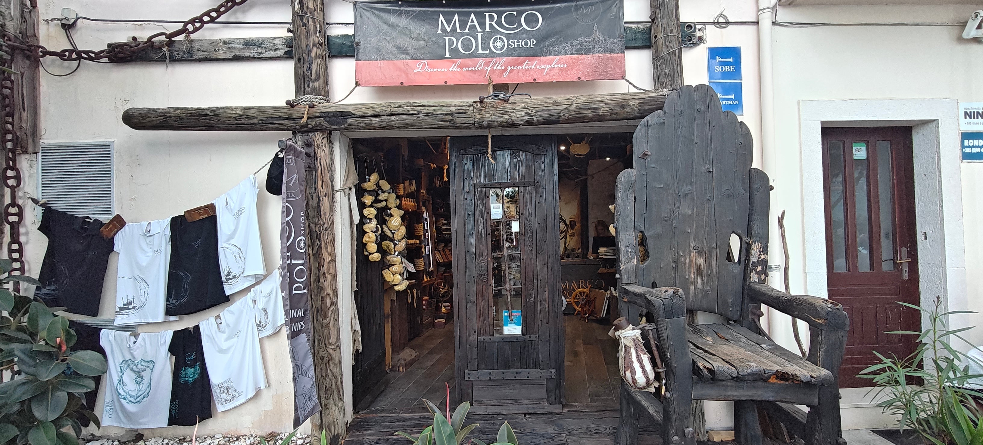 One of many Marco Polo-themed shops around the island