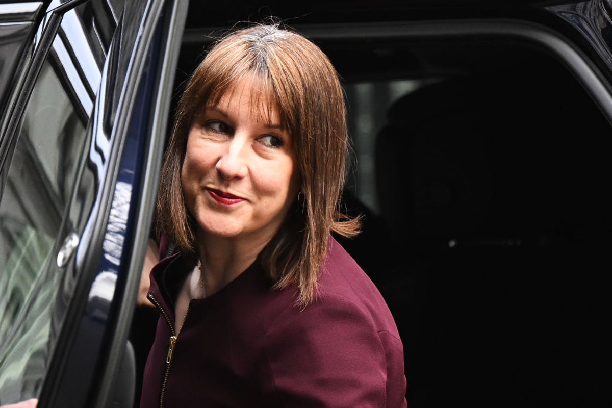 Experts criticise Treasury plans to tax interest on cash in stocks and shares ISAs – UK Times Experts criticise Treasury plans to tax interest on cash in stocks and shares ISAs – UK Times