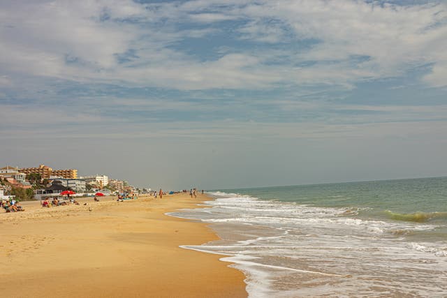 <p>La "ducha inteligente" fue instalada en la playa de Matalascañas, en Andalucía </p>