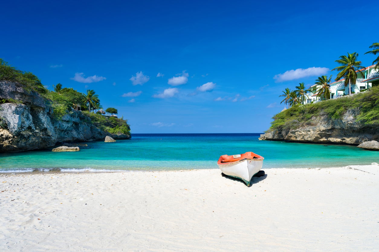 Curaçao sits in the southern Caribbean Sea, just north of Venezuela