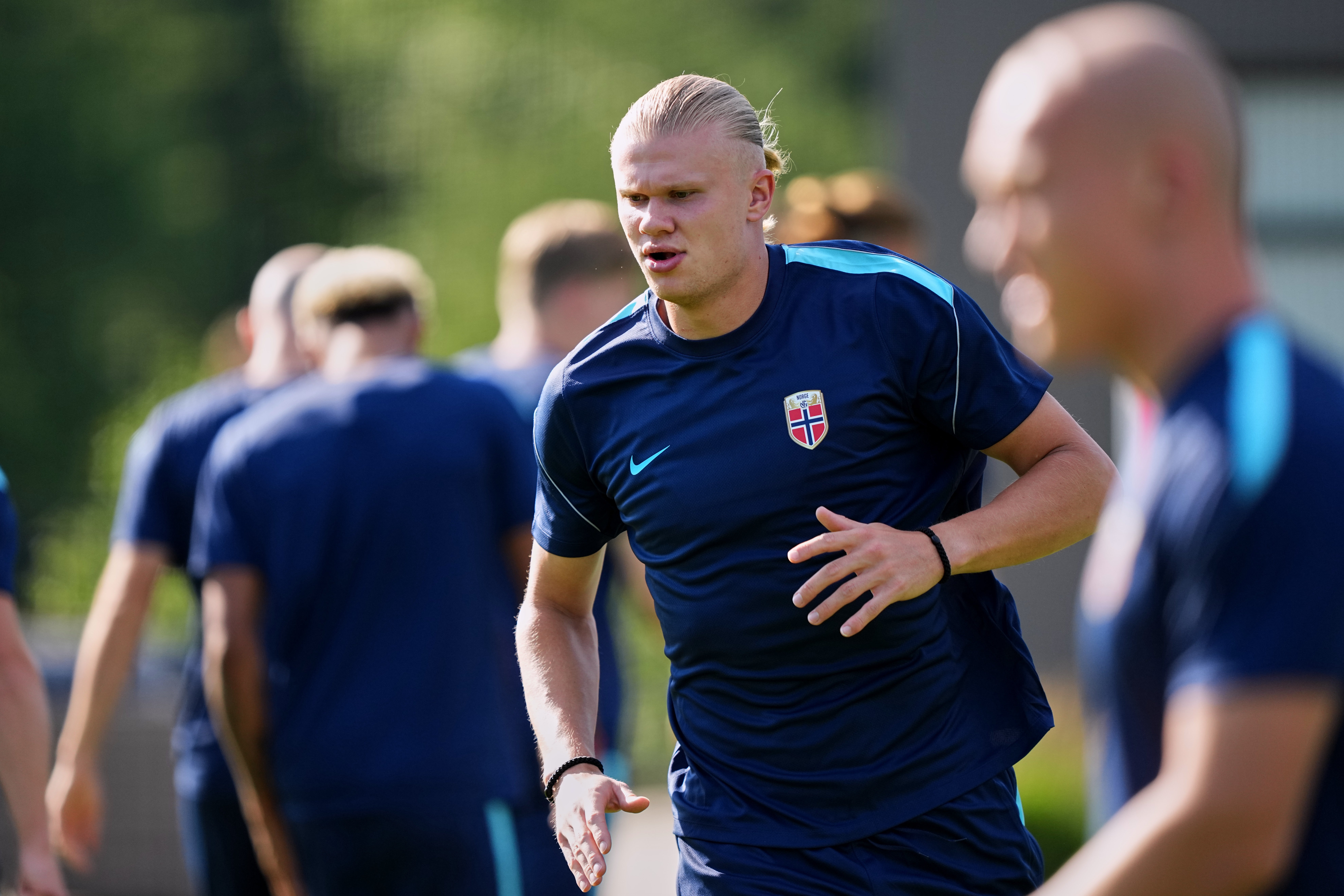 Erling Haaland takes on France with Norway (AP)
