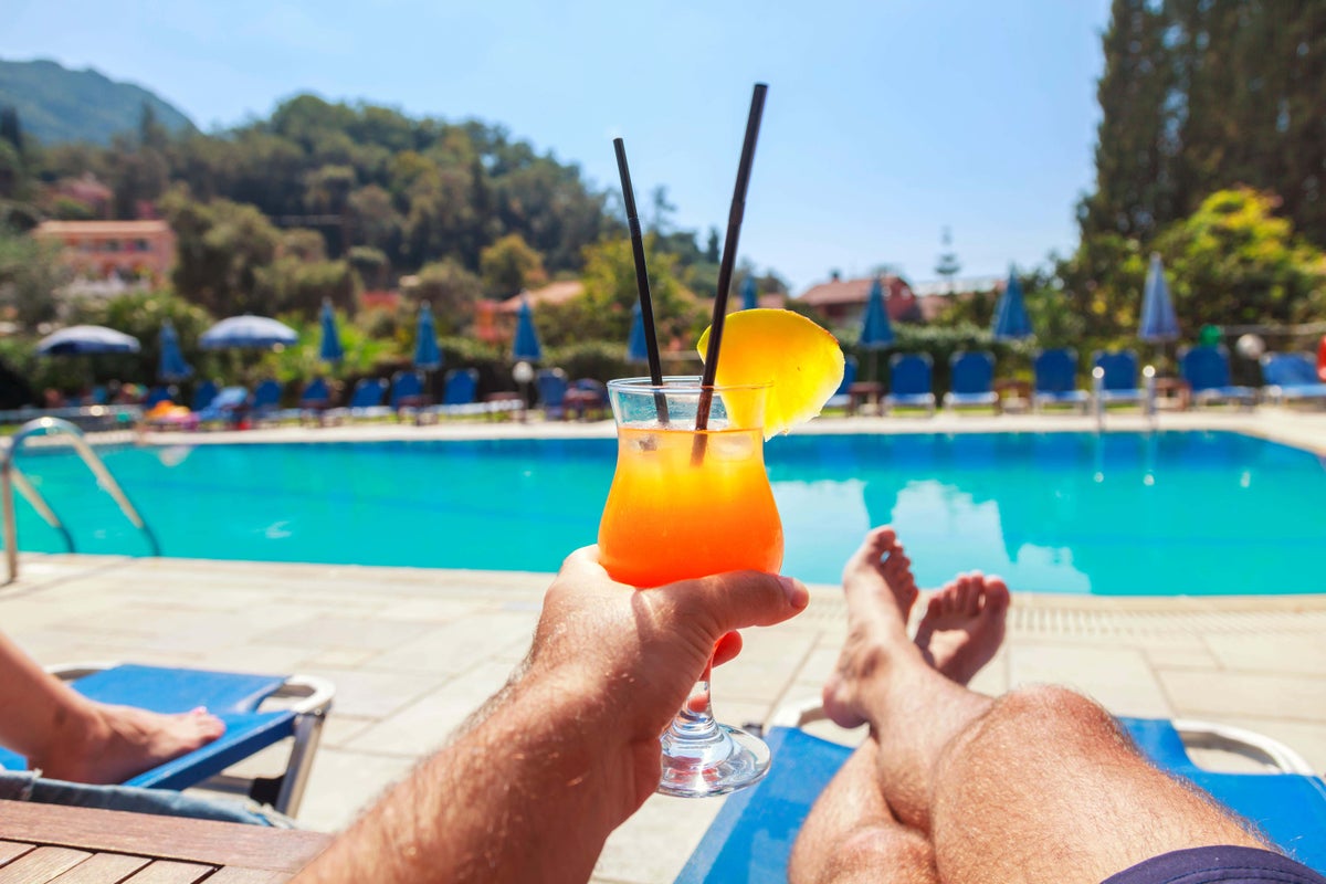 Why does alcohol hit harder in the hot weather?