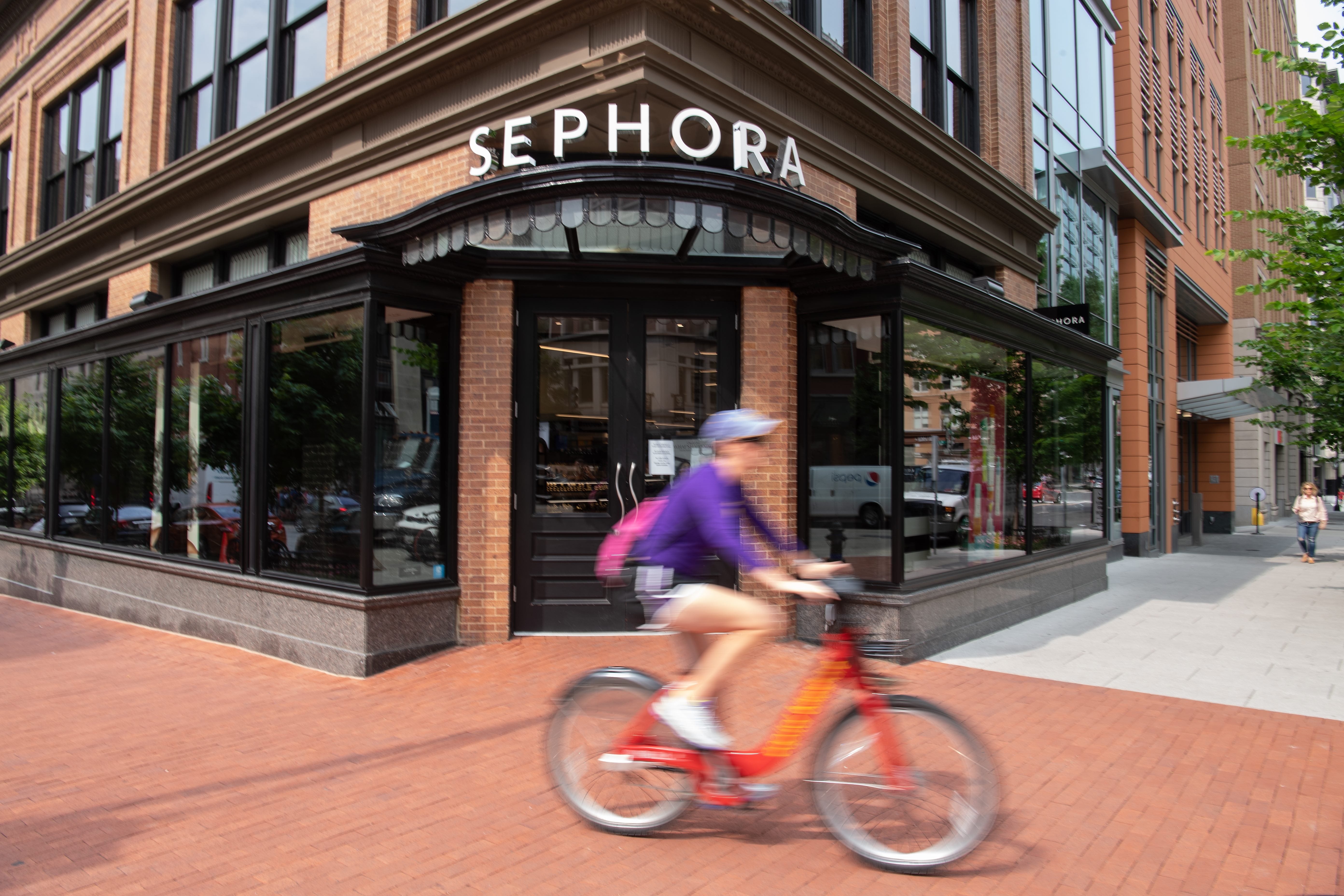 90 percent of customers said the initiative made Sephora stores feel more inclusive and welcoming for everyone. (AFP/Getty)
