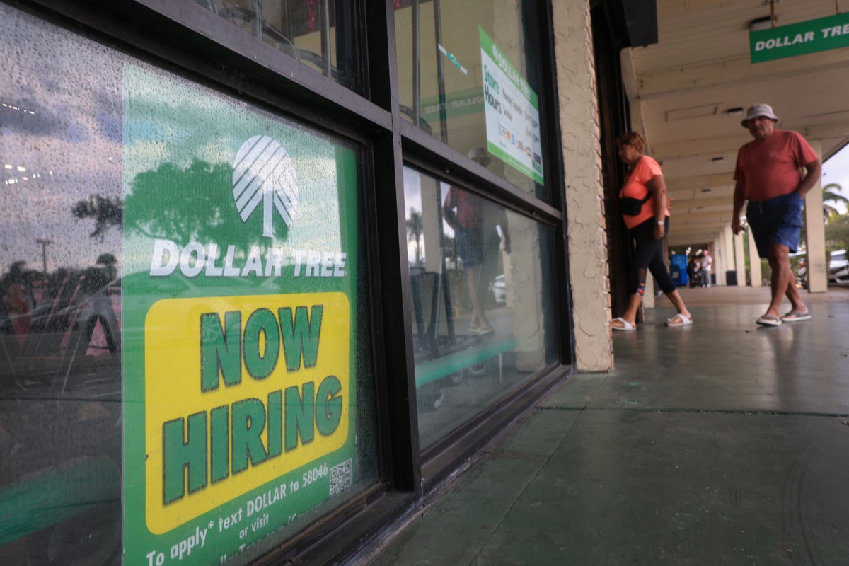 Processo diz que gerente da Dollar Tree se forçou a trabalhar como caixa ‘quase todos os dias’