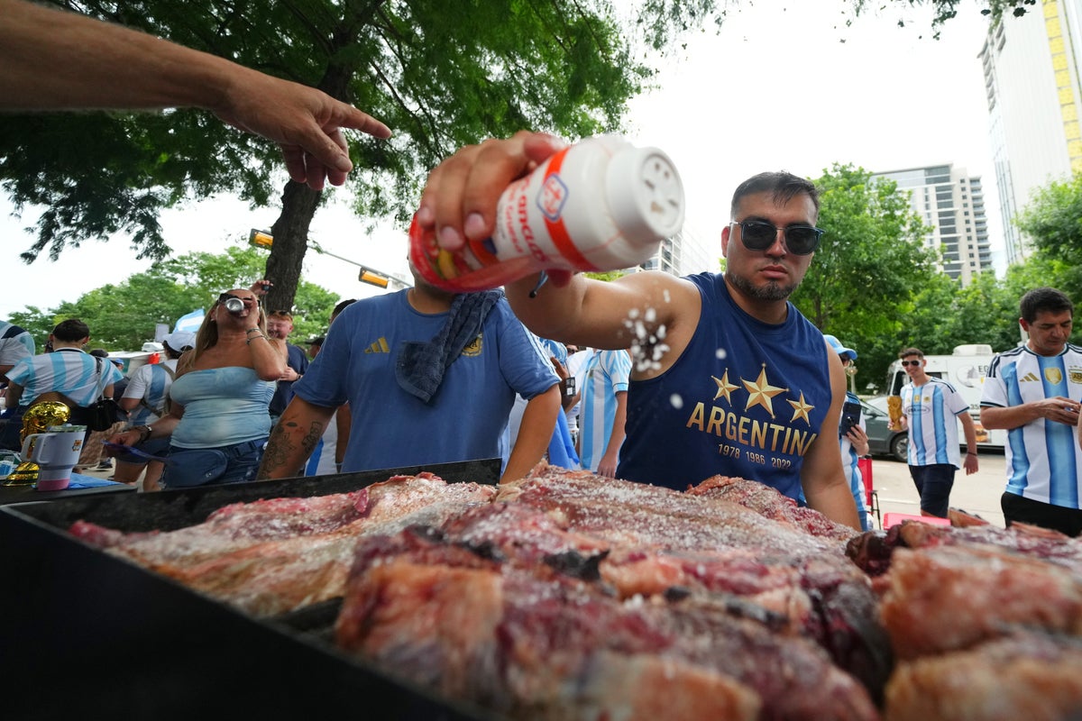 There’s a beef about beef at the World Cup, as Argentina fans pour into Texas – UK Times