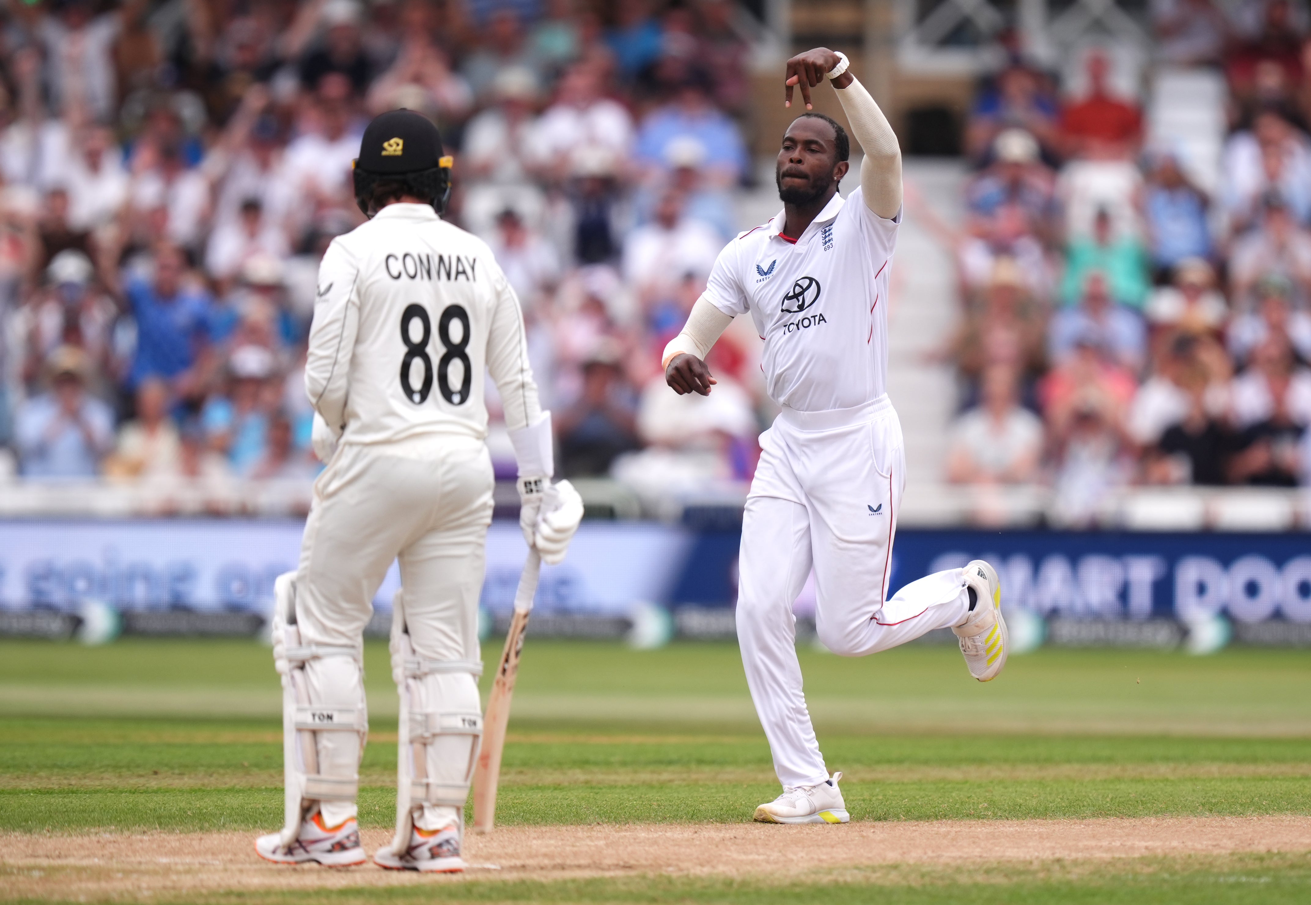 Jofra Archer bagged two early wickets in New Zealand’s second innings