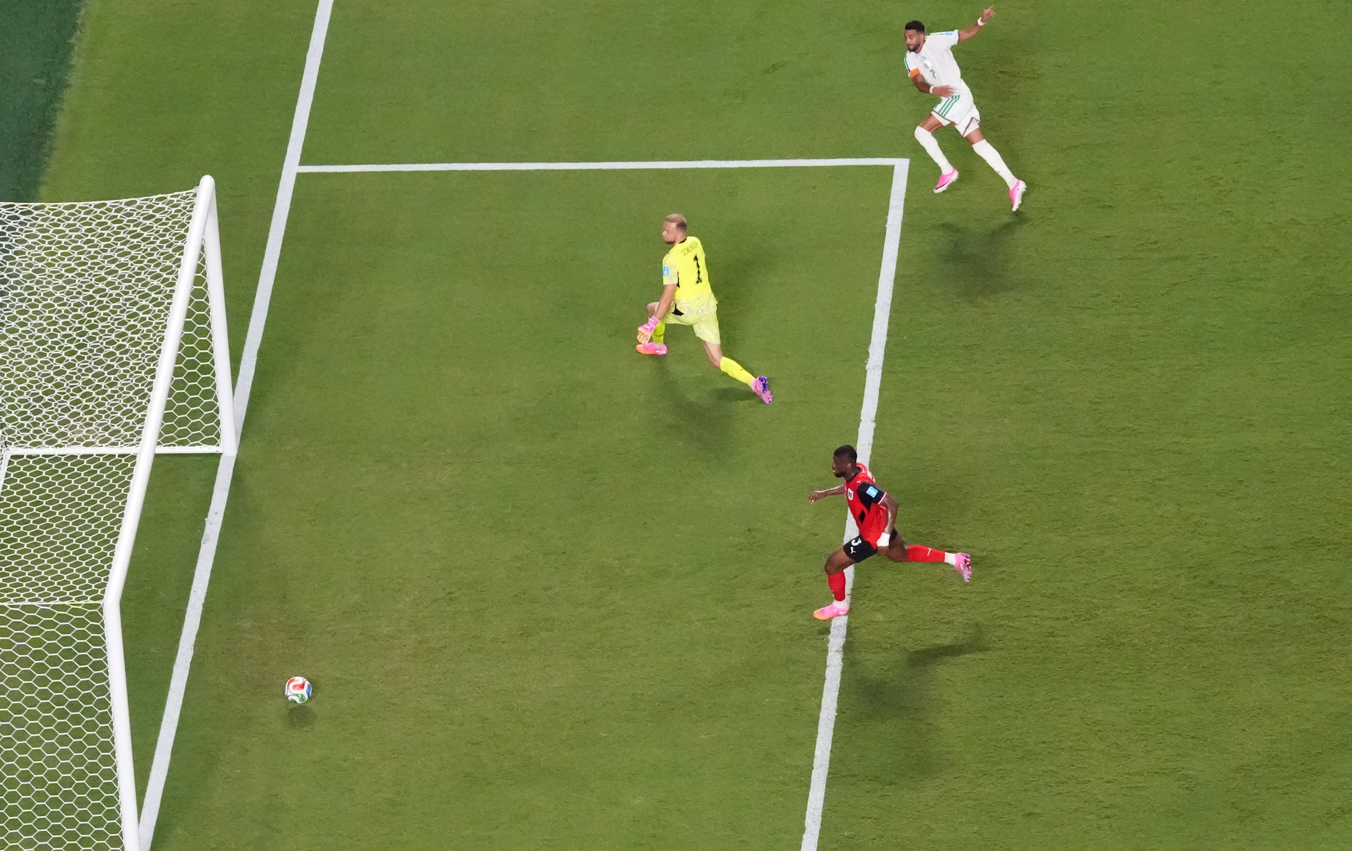 Riyad Mahrez looked to have given Algeria victory