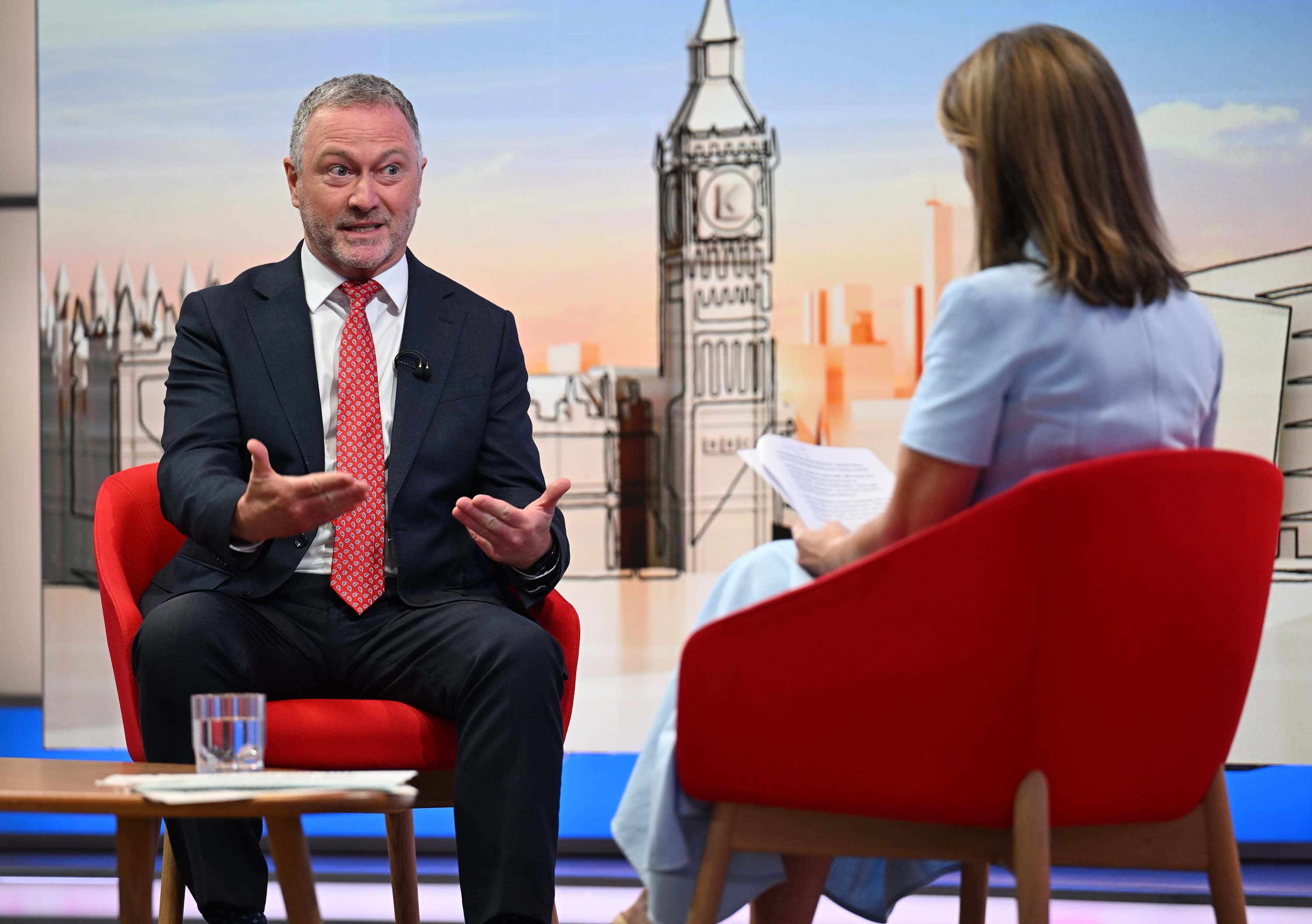 Housing minister Steve Reed said on Sunday that “the public do not want a general election” as he called for the transition in No 10 to be “orderly”