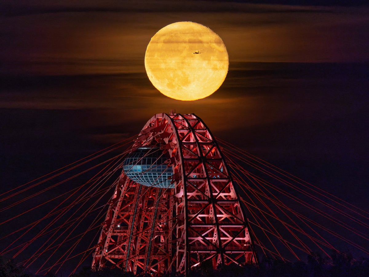 The Strawberry Moon 2026 is set to rise tonight, marking the last micromoon of the year; key moonrise timings available.