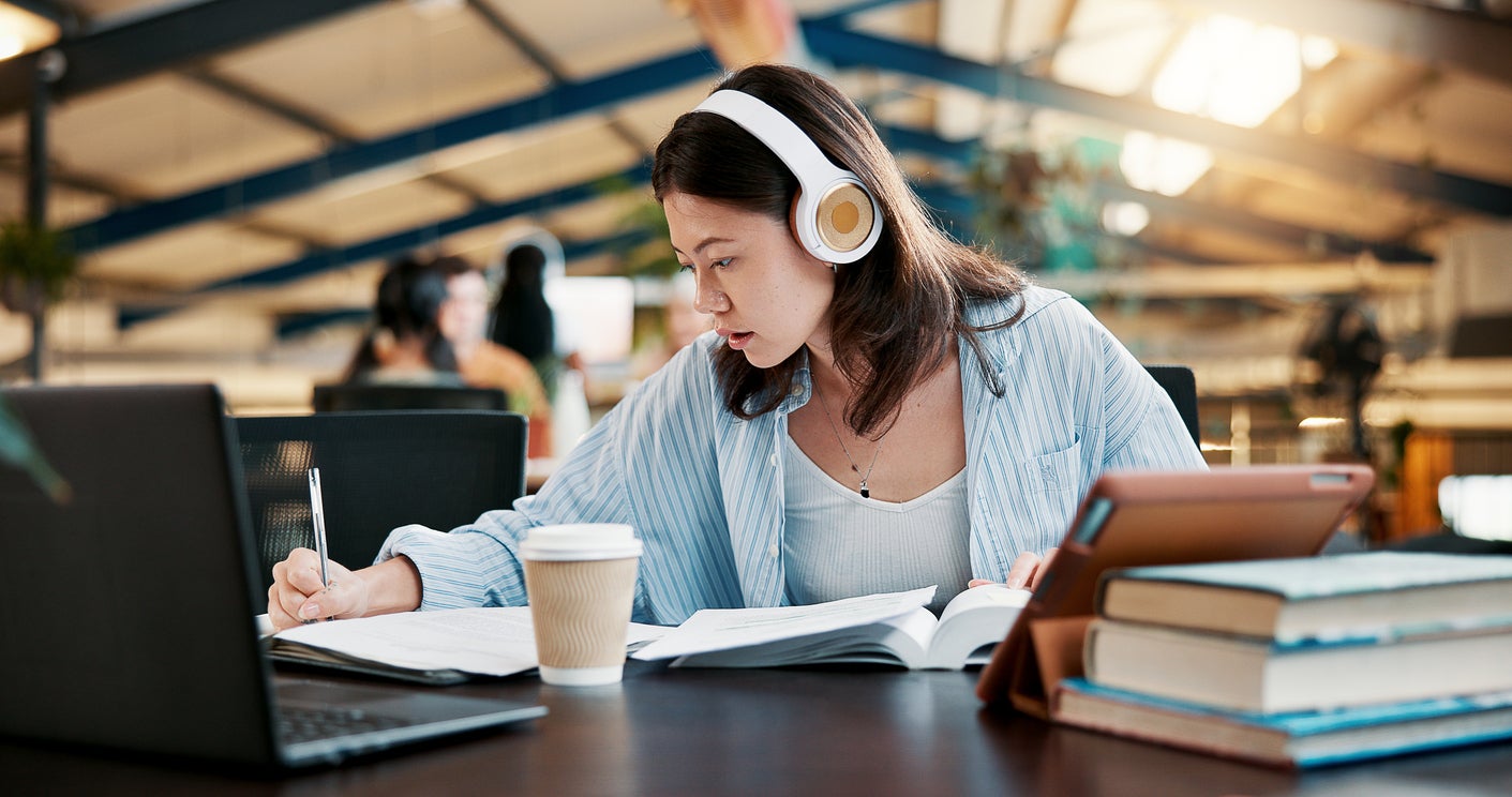 University students are spending an average of £1,146 a month, leaving them with an average shortfall of £467 a month, the survey has suggested