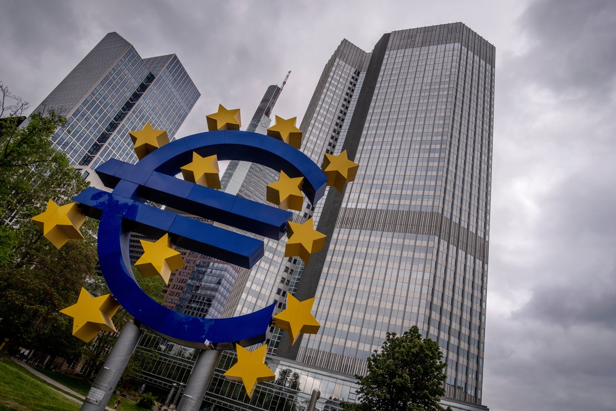 Avrupa merkez bankası başkanı enflasyonla mücadele için son faiz artırımını savundu