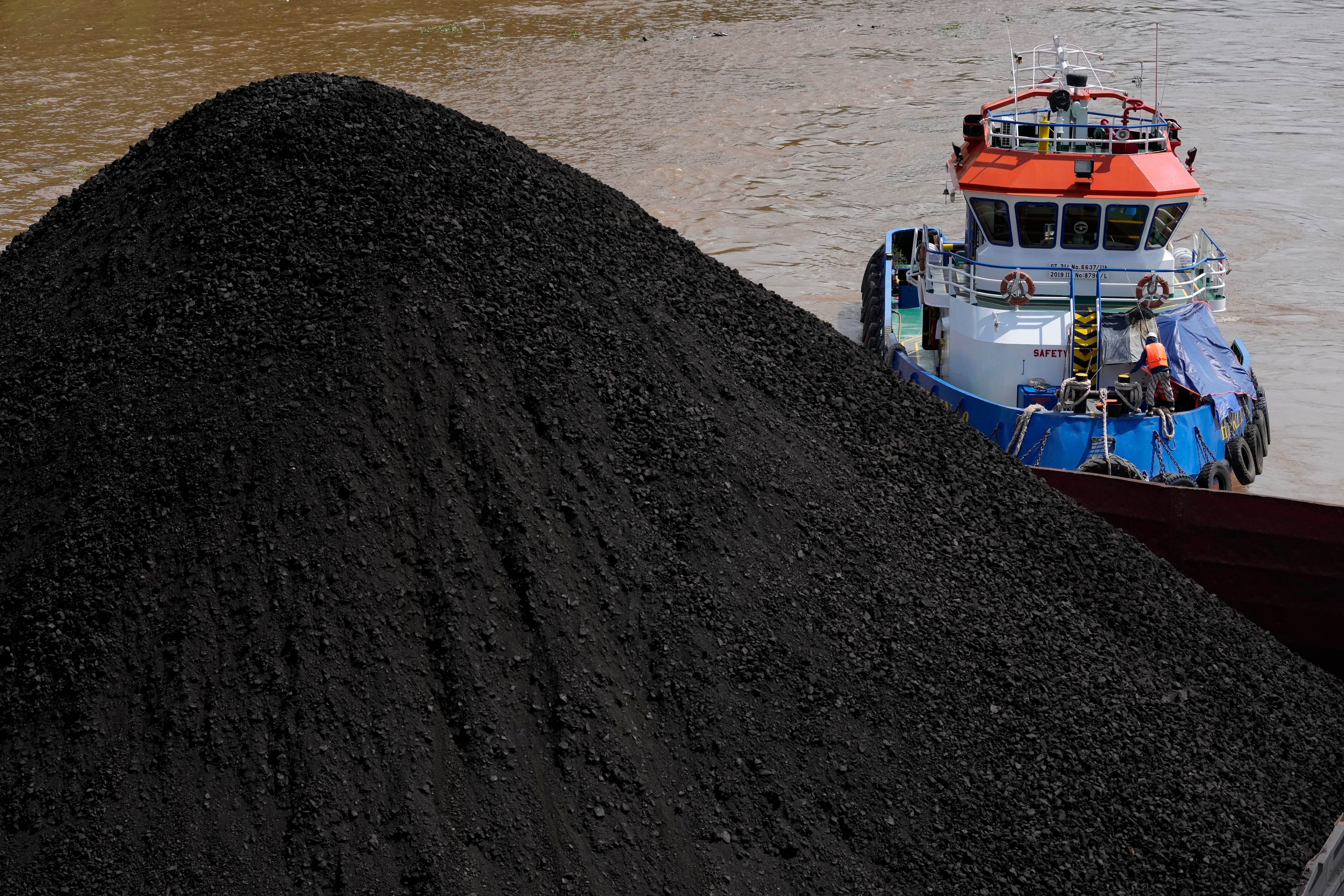 independent.co.uk - Anton L. Delgado - Iran war turns Asia toward diversifying energy supplies, undermining climate goals