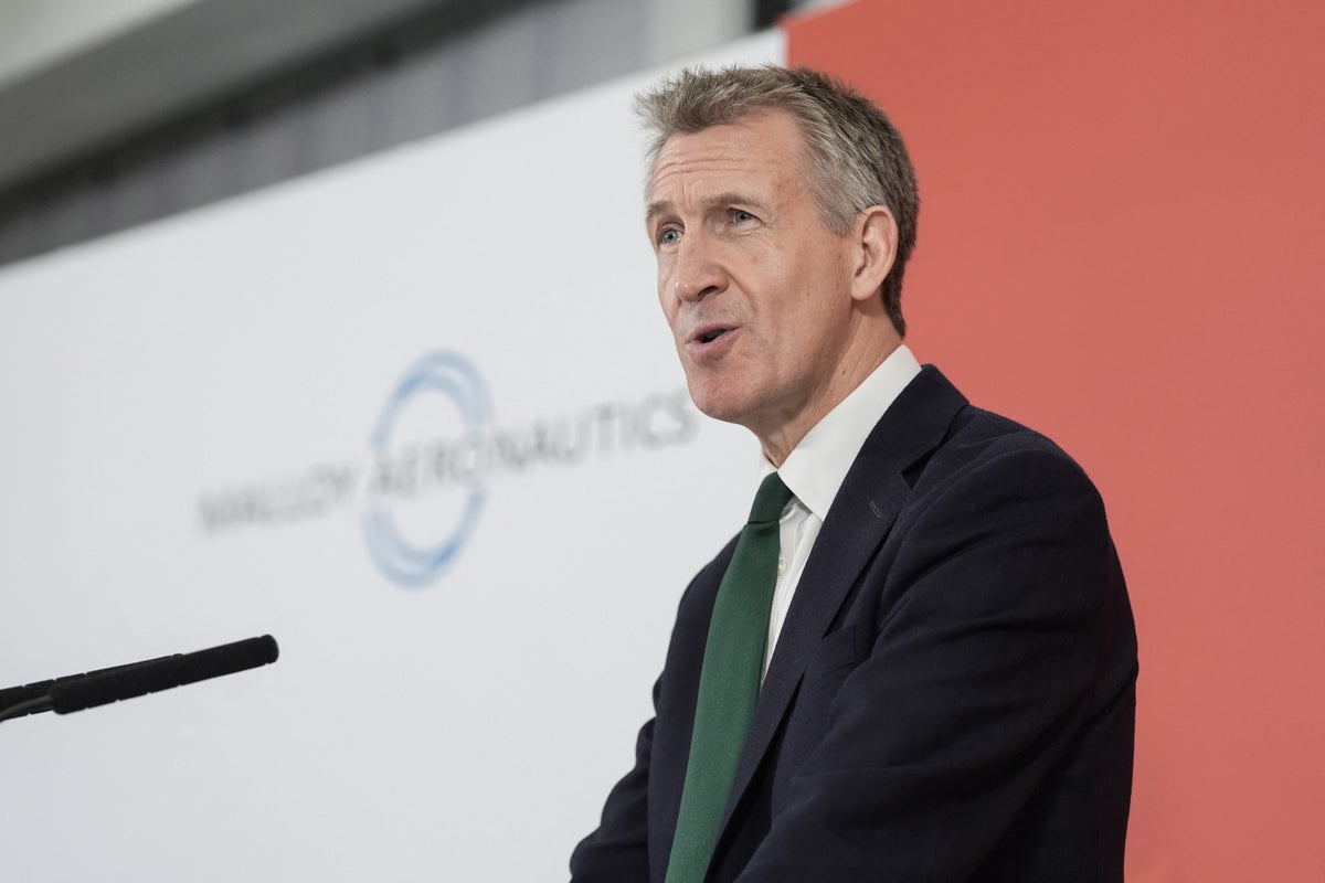 Politics latest: Defence secretary Dan Jarvis unveils full details of £15bn defence plan in Commons