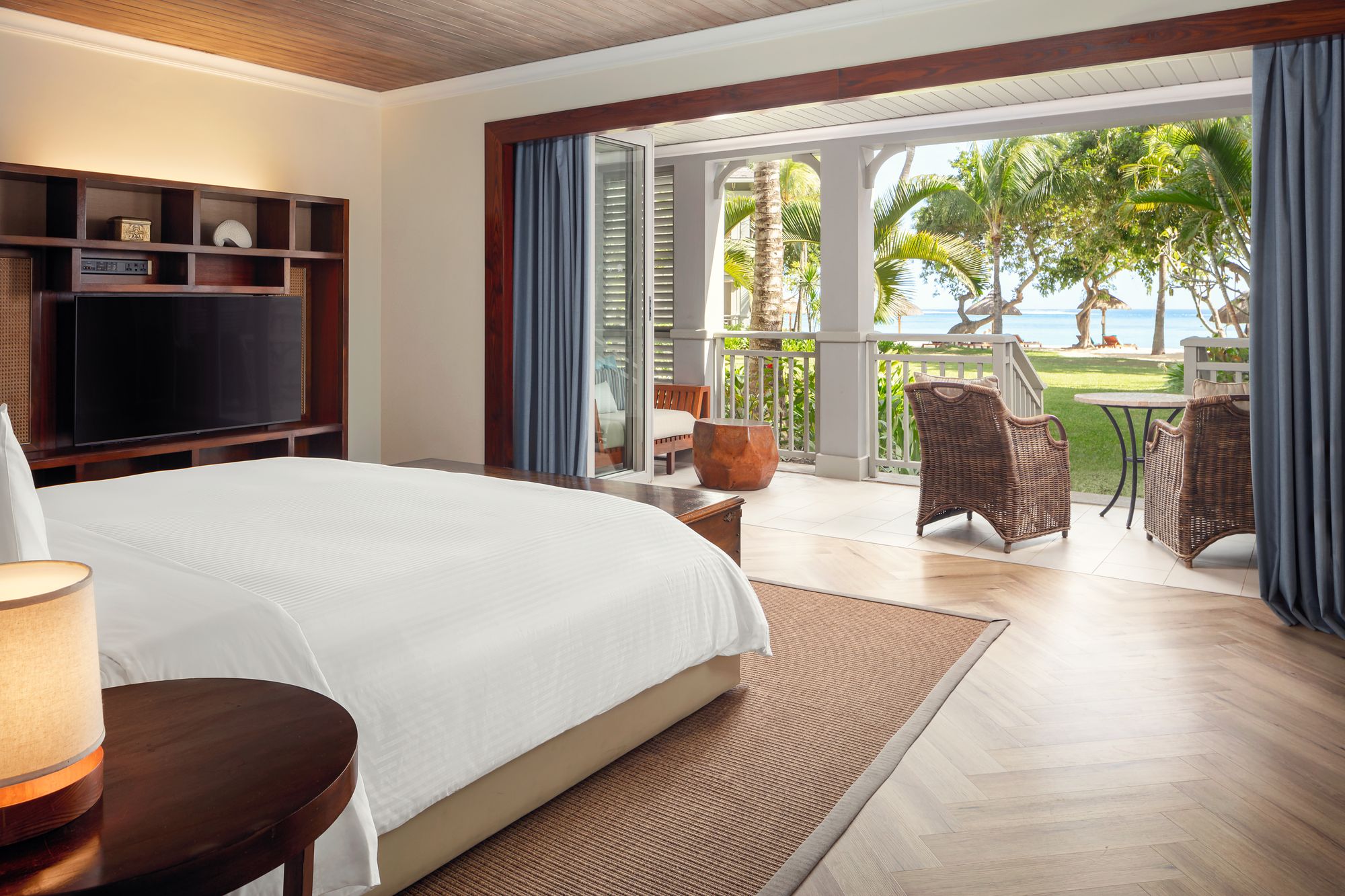 In this elegant retreat, sophisticated sea-view suites and bespoke butler service offer effortless unwind