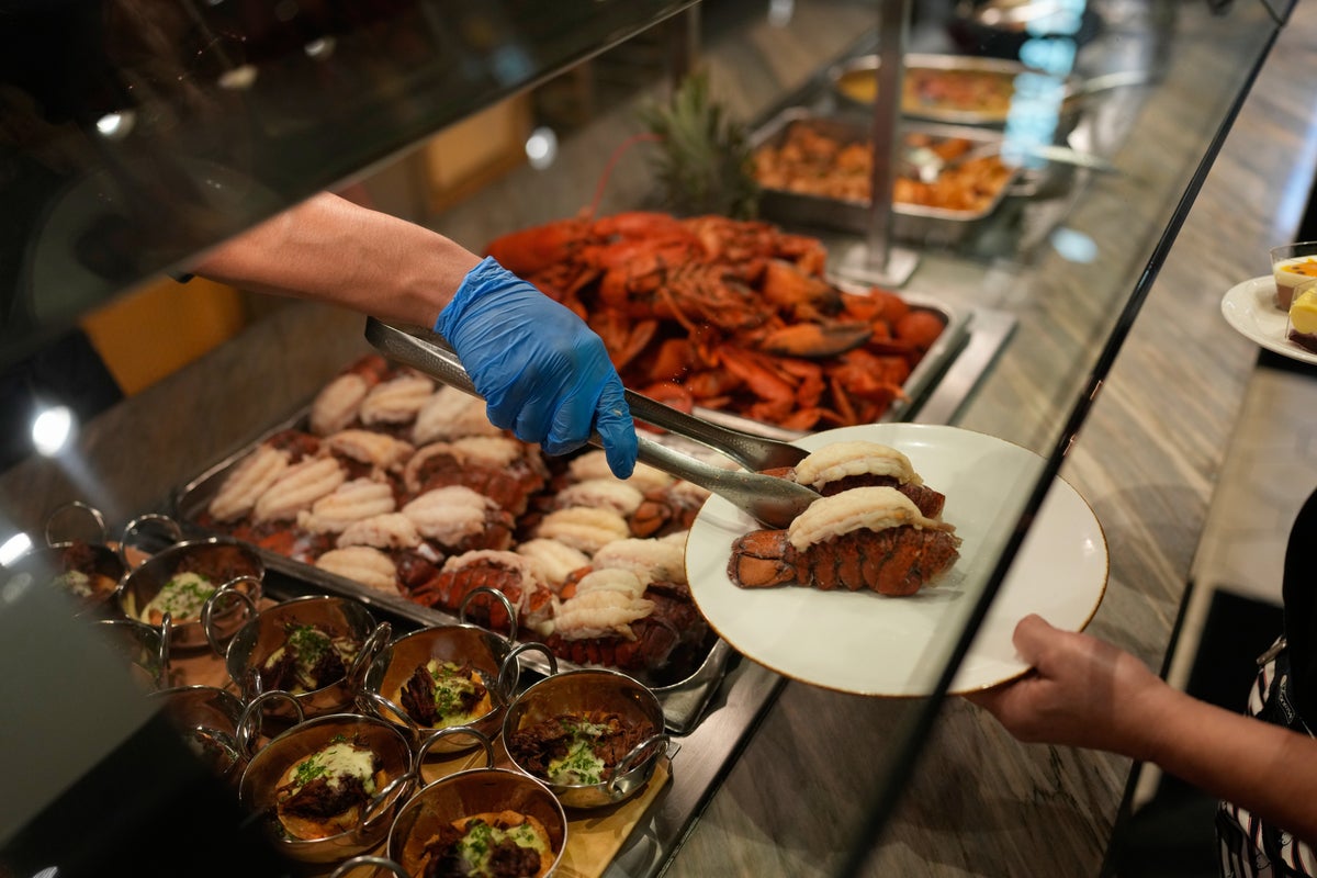 A ascensão e queda do buffet americano