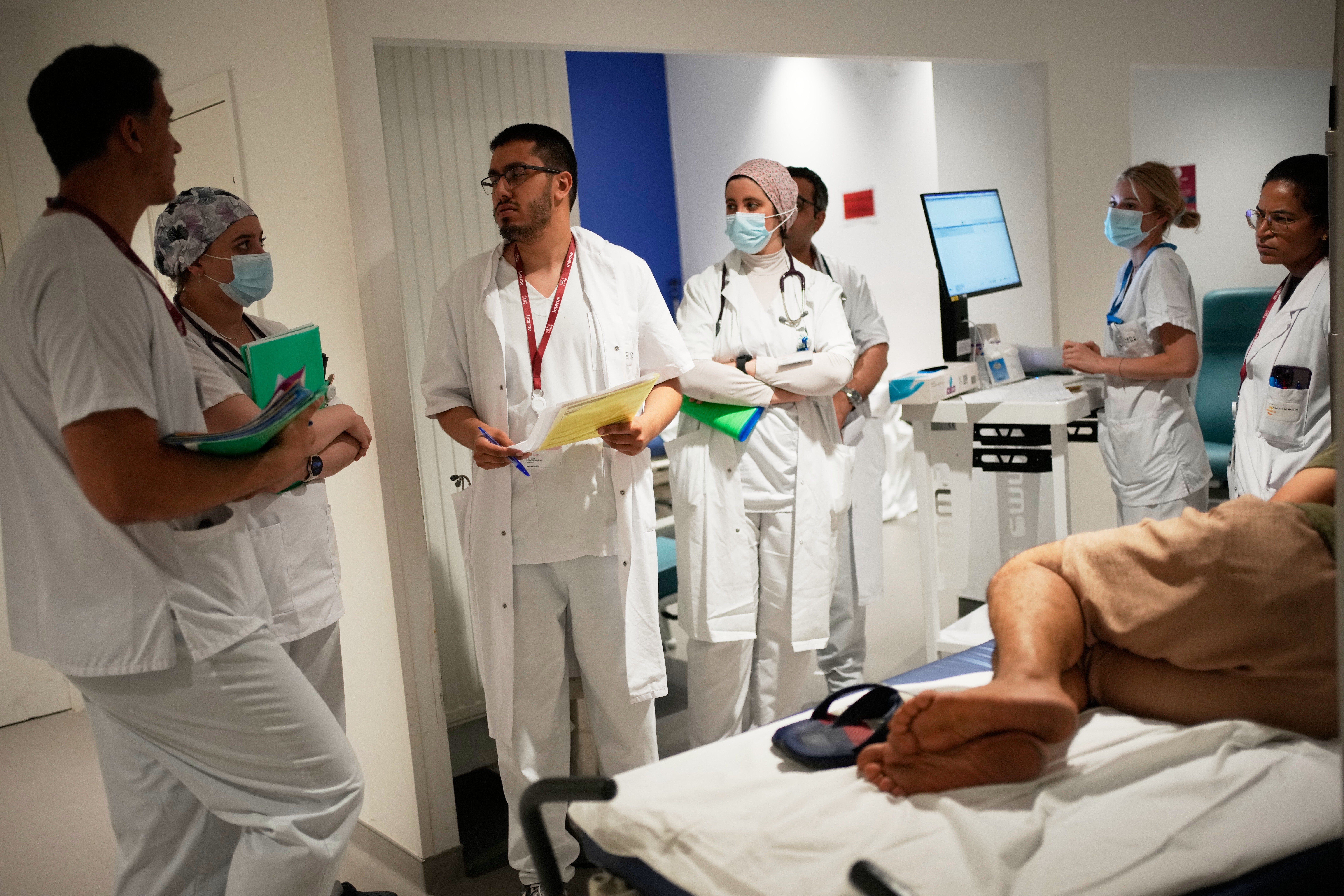 independent.co.uk - John Leicester - Hospitals in Europe are gearing up for the next heat wave armed with lessons from this one