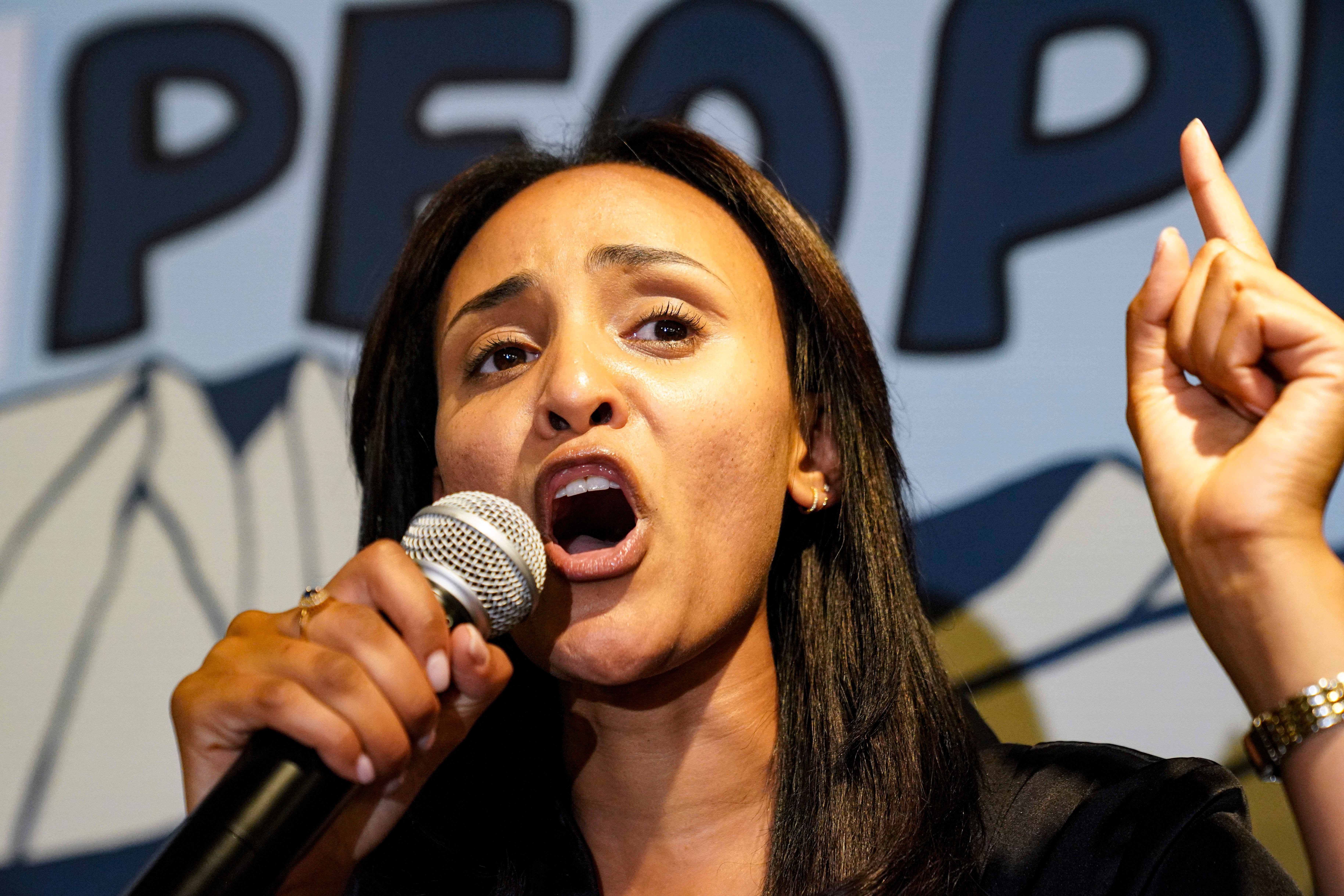 Socjalistka Melat Kiros pokonała 30-letnią kongreswoman DeGette w prawyborach w Kolorado
