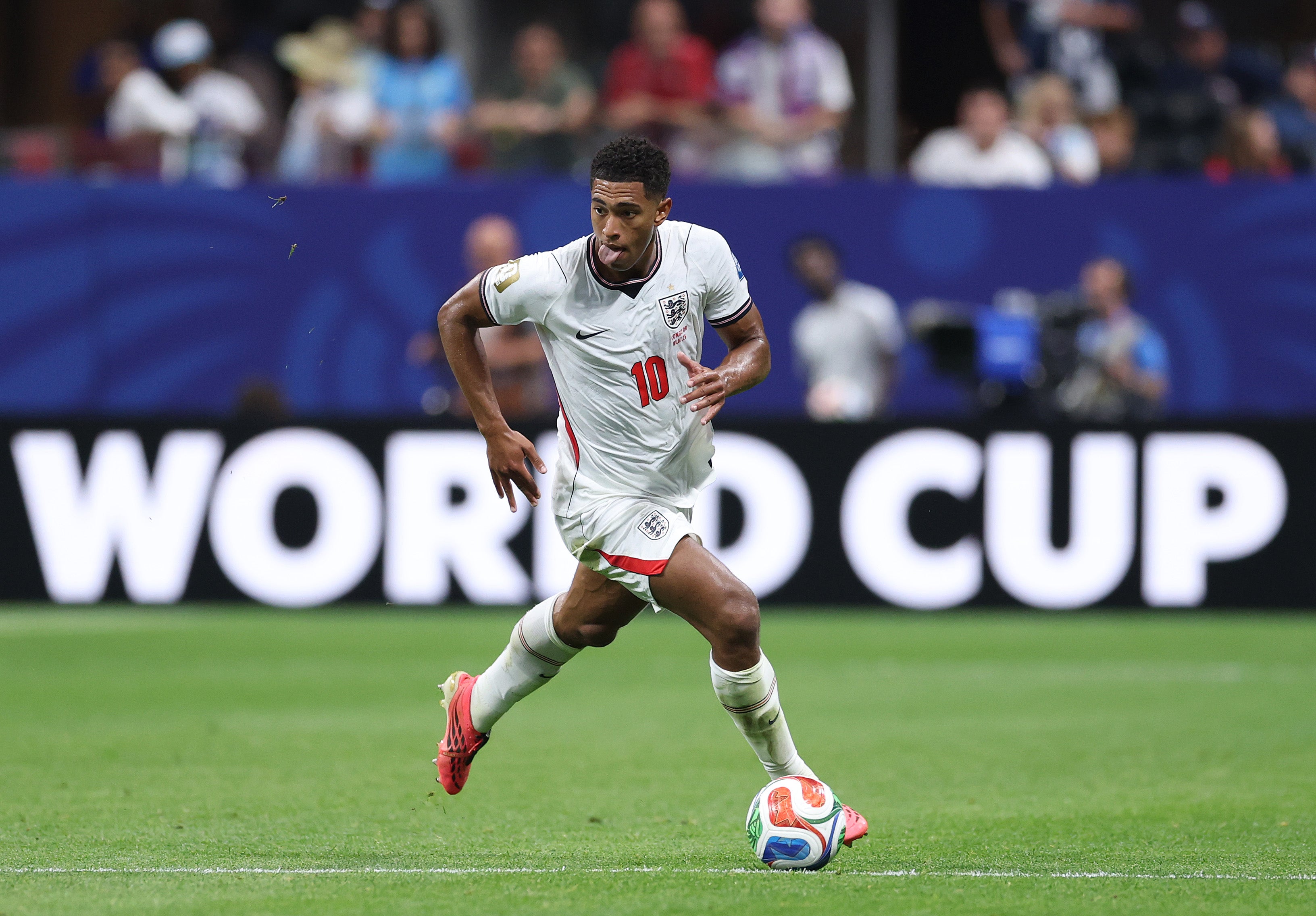 Jude Bellingham of England controls the ball