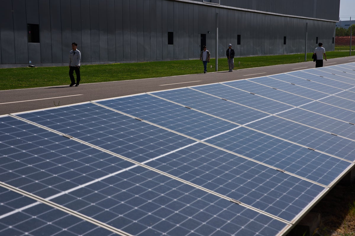 China’s Inner Mongolia bets on solar and wind but coal stays close – UK Times China’s Inner Mongolia bets on solar and wind but coal stays close – UK Times