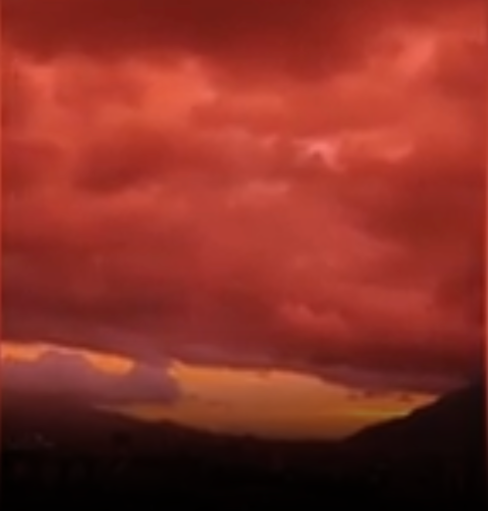 Dramatic pictures show red skies over Caracas days after deadly earthquake