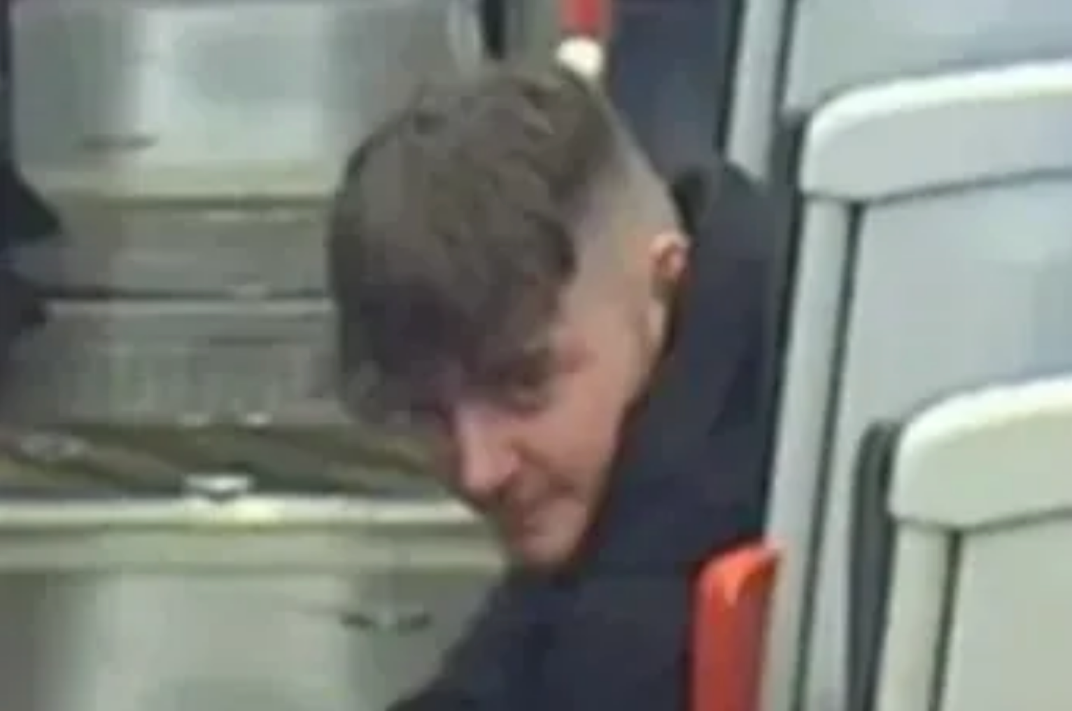 https://static.independent.co.uk/2026/07/02/10/50/police-looking-for-man.png?trim=0,4,0,4&width=1200&height=800&crop=1200:800