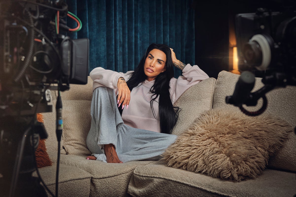 Katie Price: Nothing to Hide review – boyfriends, boob jobs and bad decisions… the Pricey (kind of) tells all – UK Times Katie Price: Nothing to Hide review – boyfriends, boob jobs and bad decisions… the Pricey (kind of) tells all – UK Times
