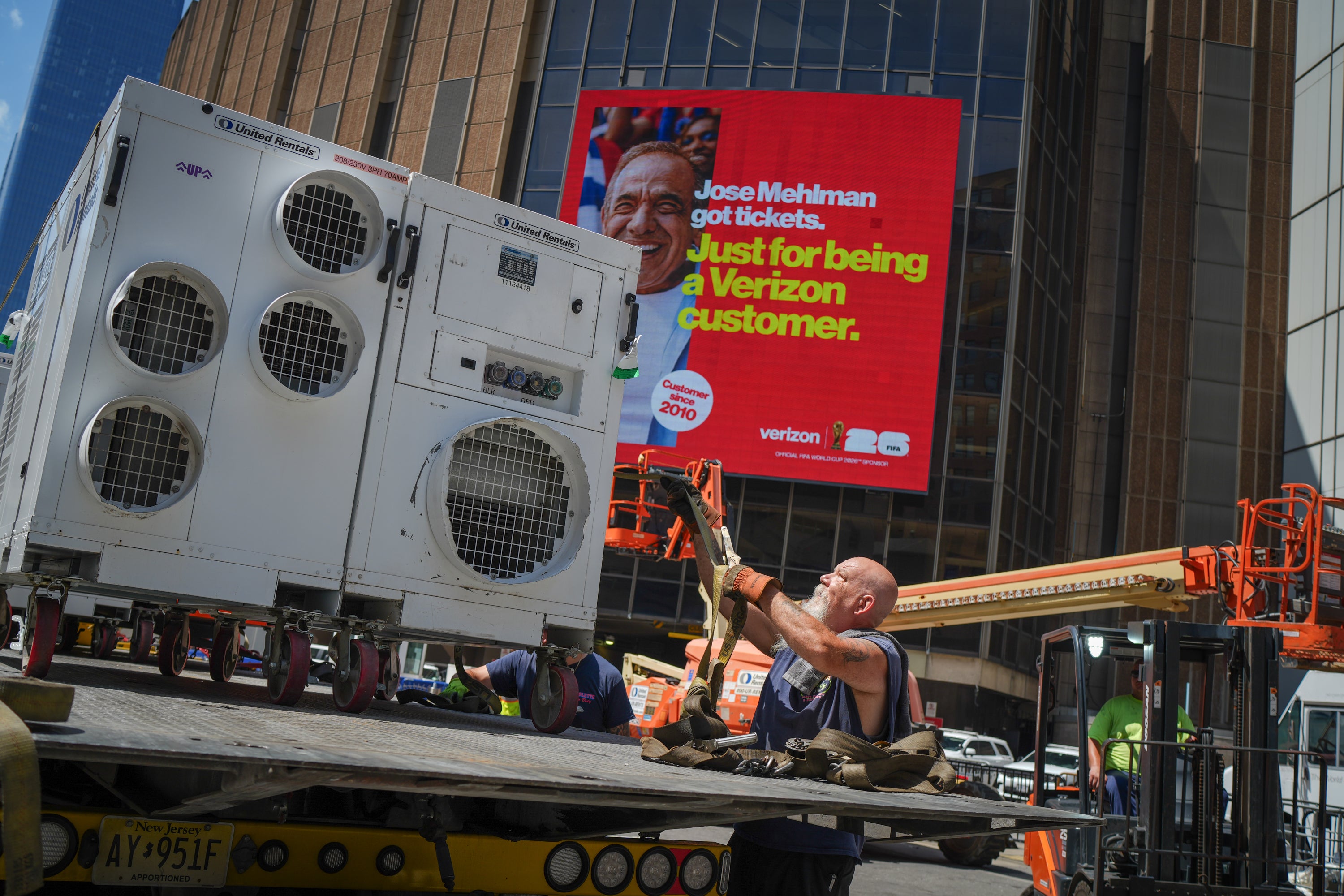 Large AC units have been spotted being brought into the New York City arena