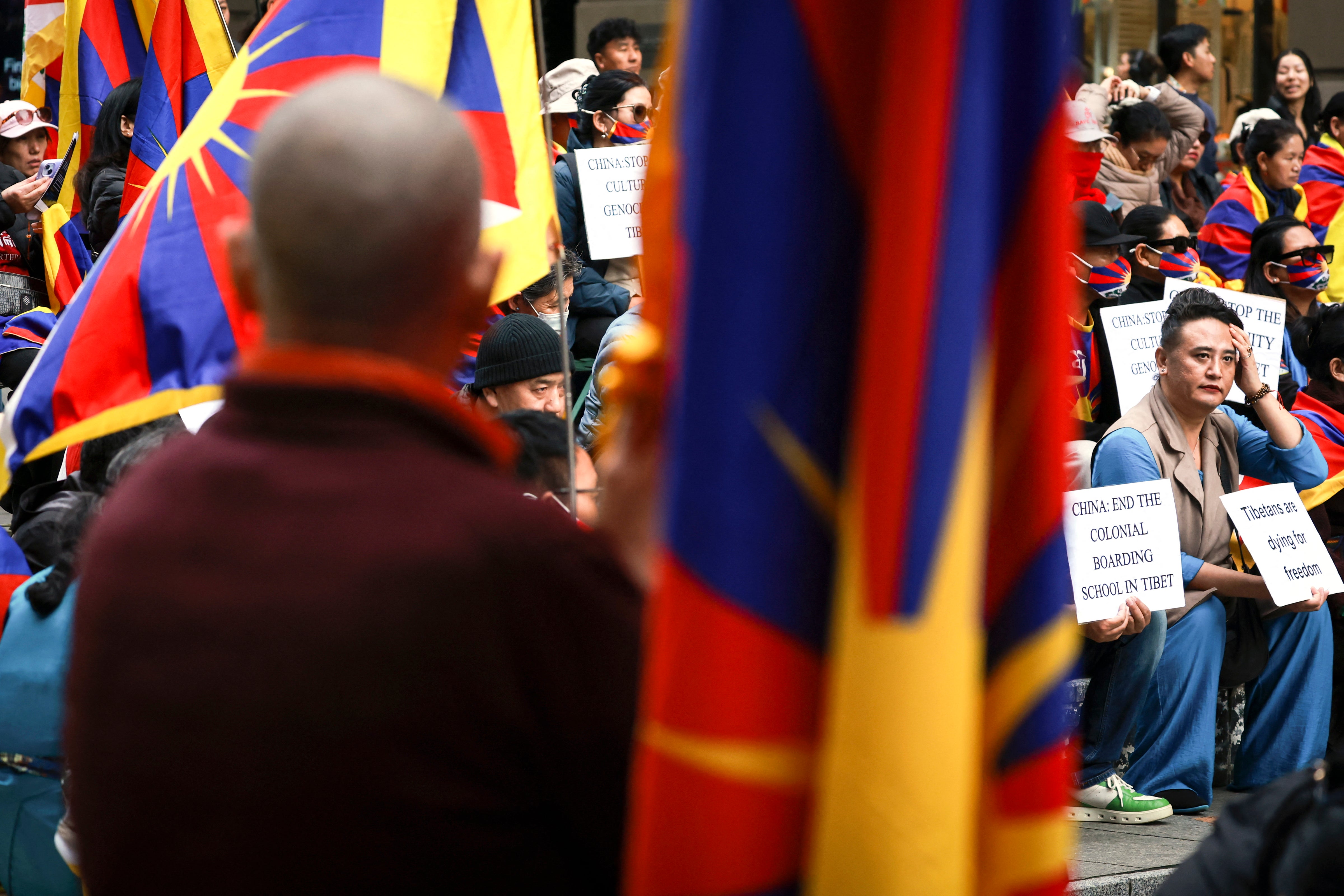 Man carrying Tibetan flag dies from severe burns after self-immolation near UN headquarters in New York