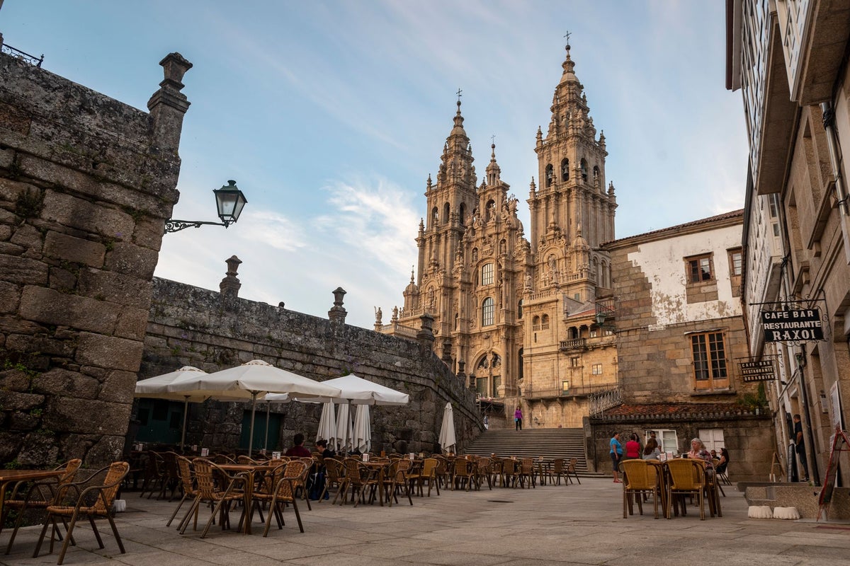 New budget airline Fly2Galicia will connect Europe with the Spanish region ...