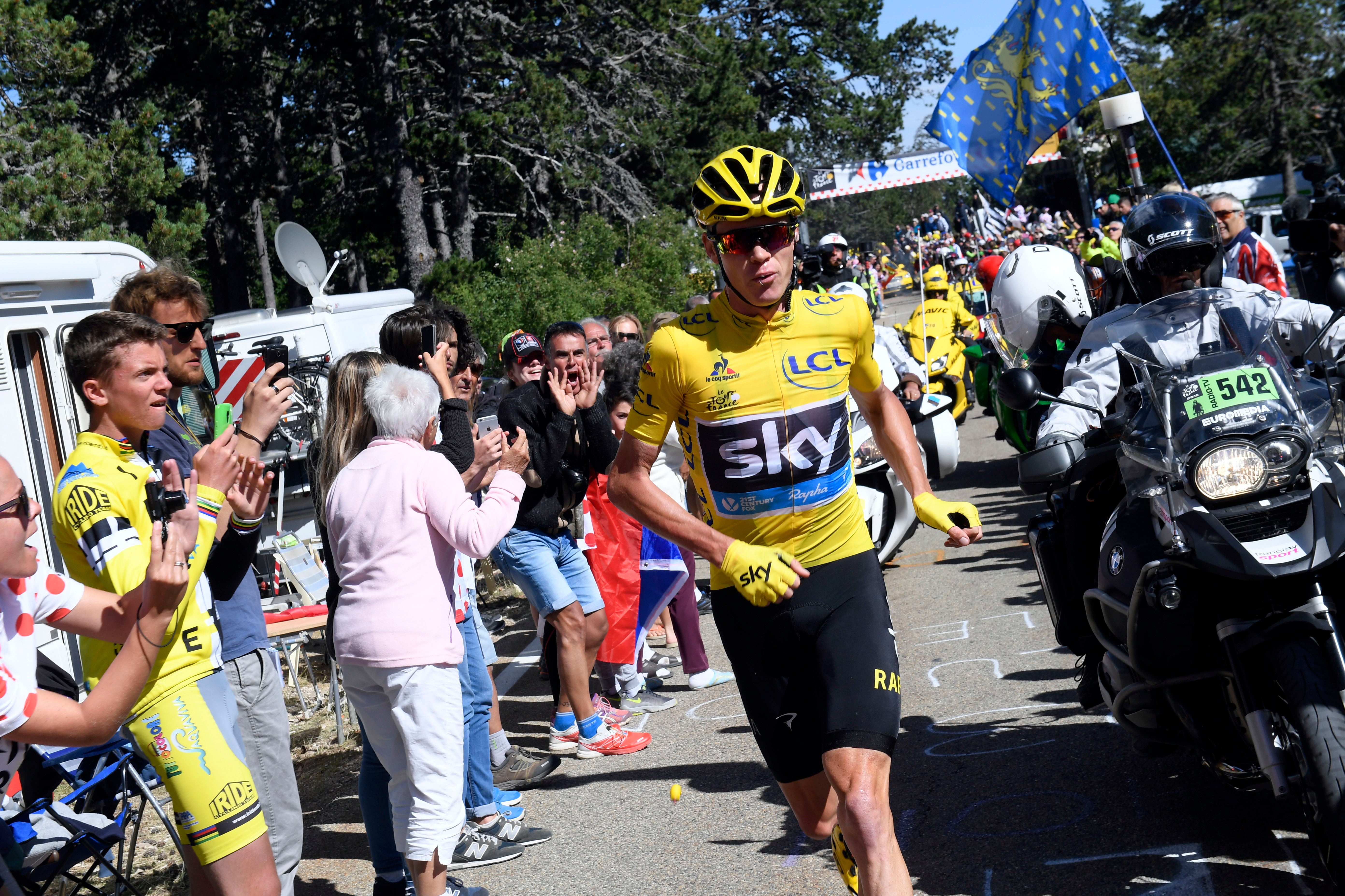 Froome was forced to run up Mont Ventoux after his bike was broken in a crash in 2016 (Stephane Mantey/PA) (PA Archive)